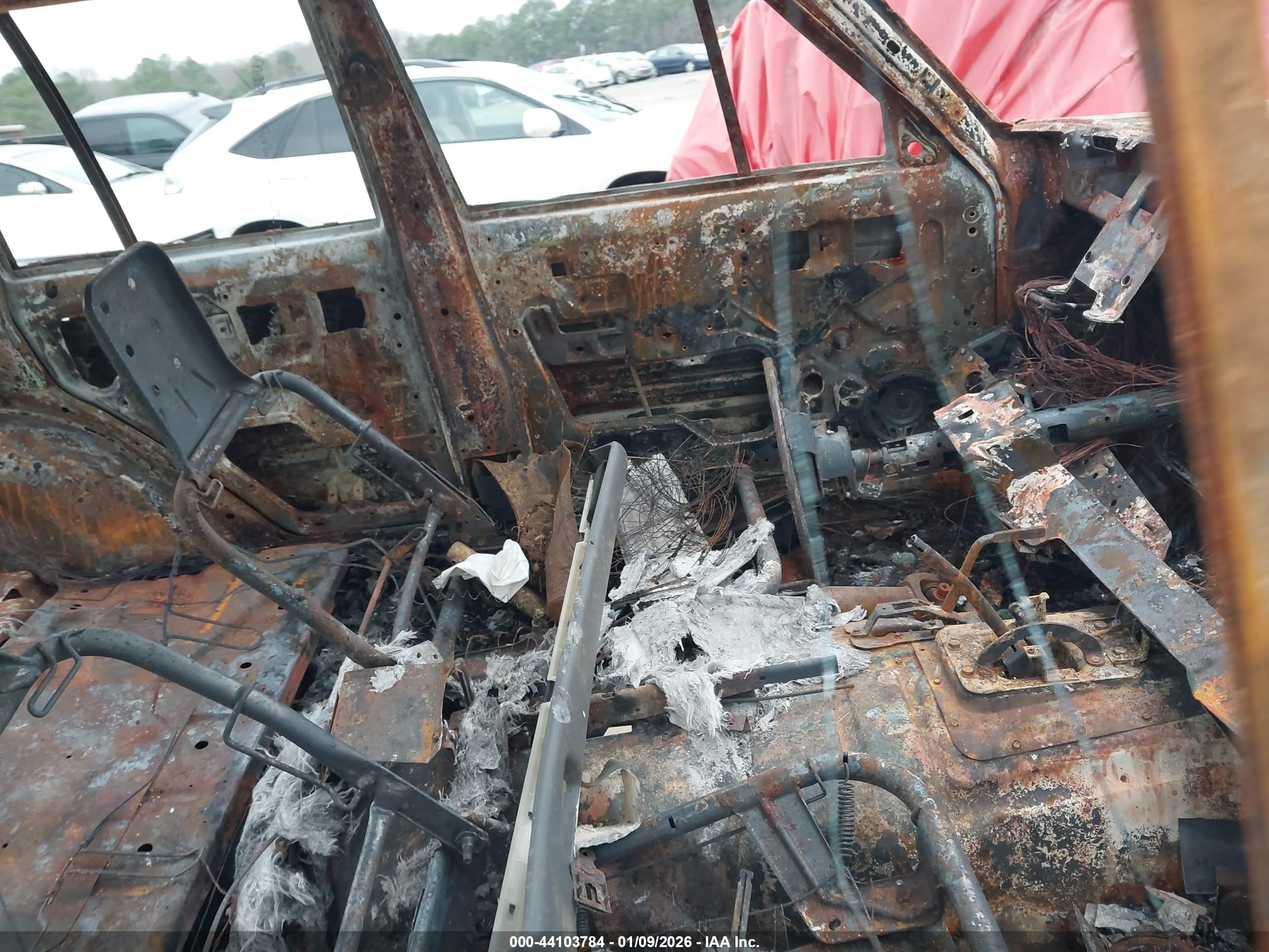 JEEP CHEROKEE image 5