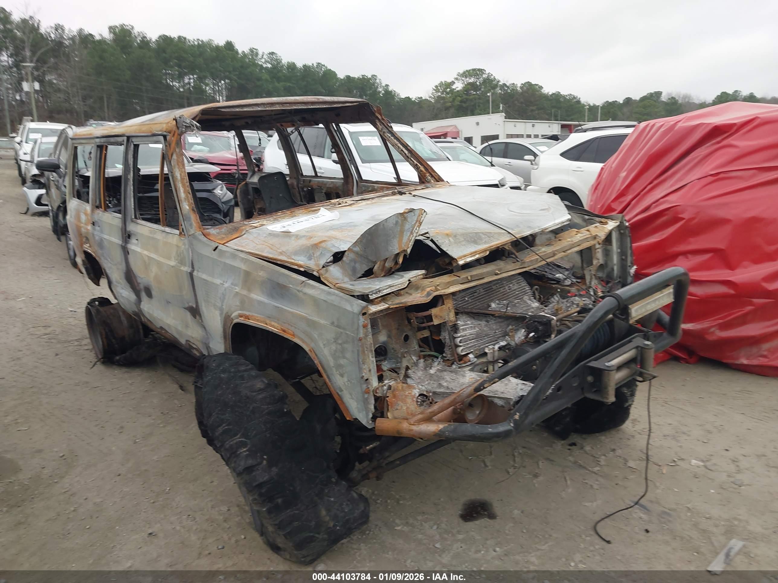 JEEP CHEROKEE image 6