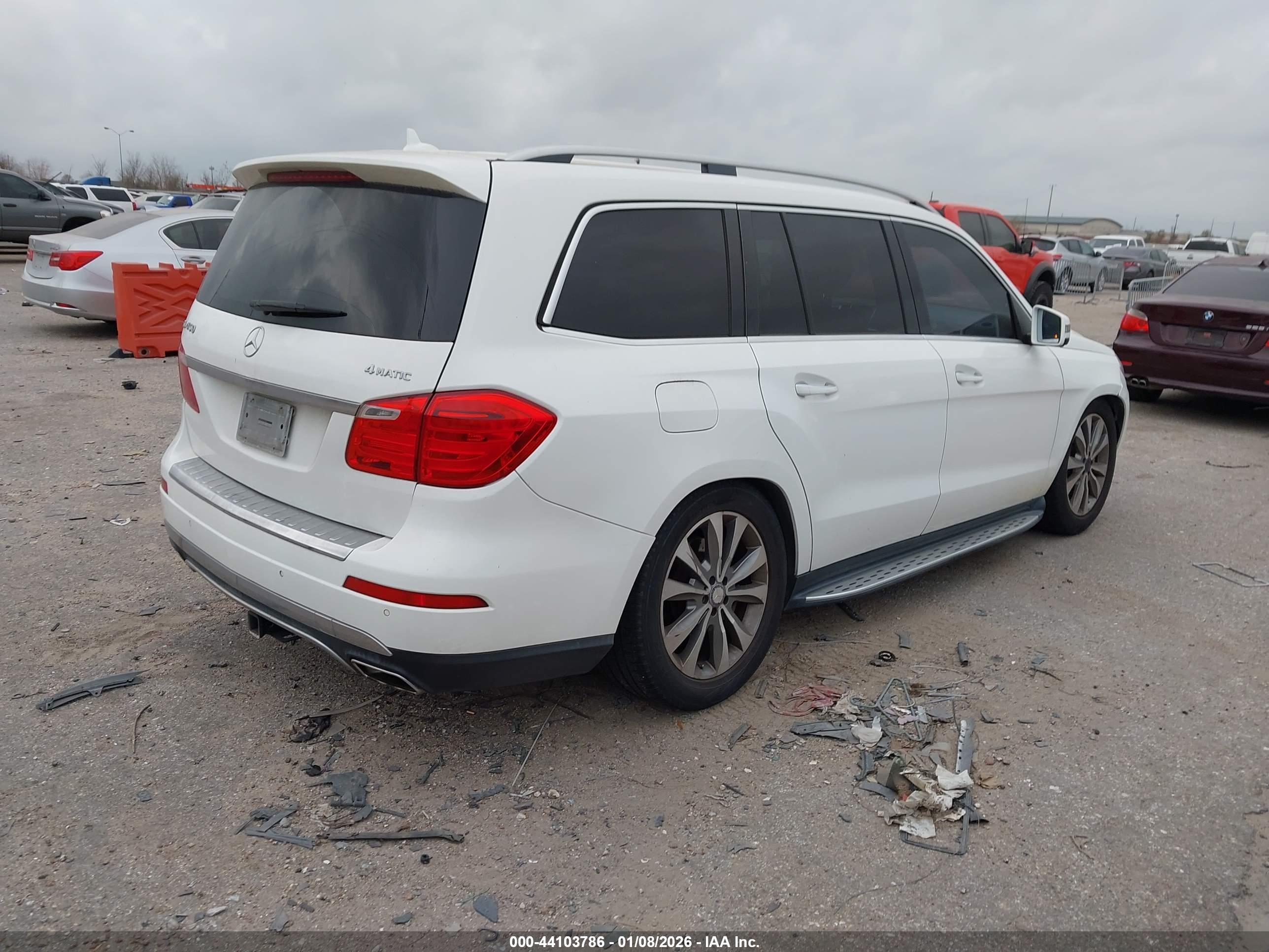 MERCEDES-BENZ GL image 4