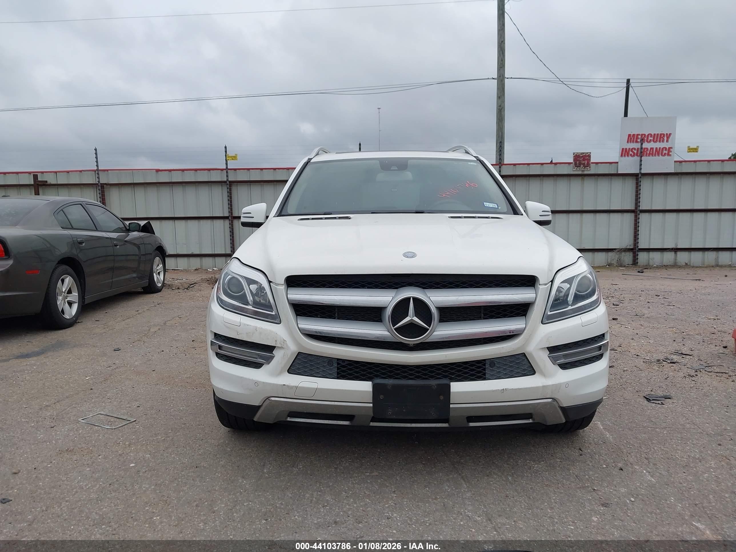 MERCEDES-BENZ GL image 6