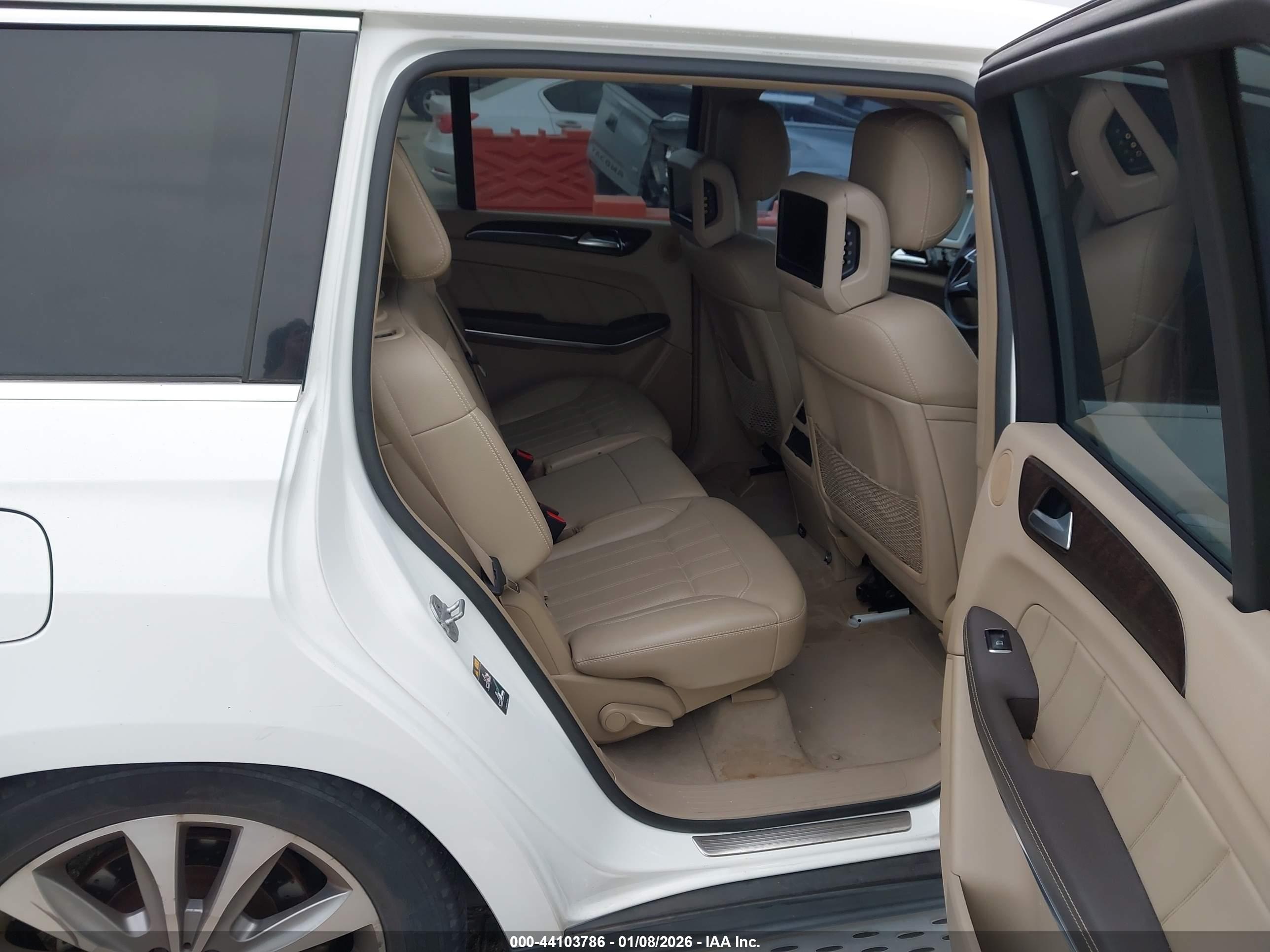 MERCEDES-BENZ GL image 8