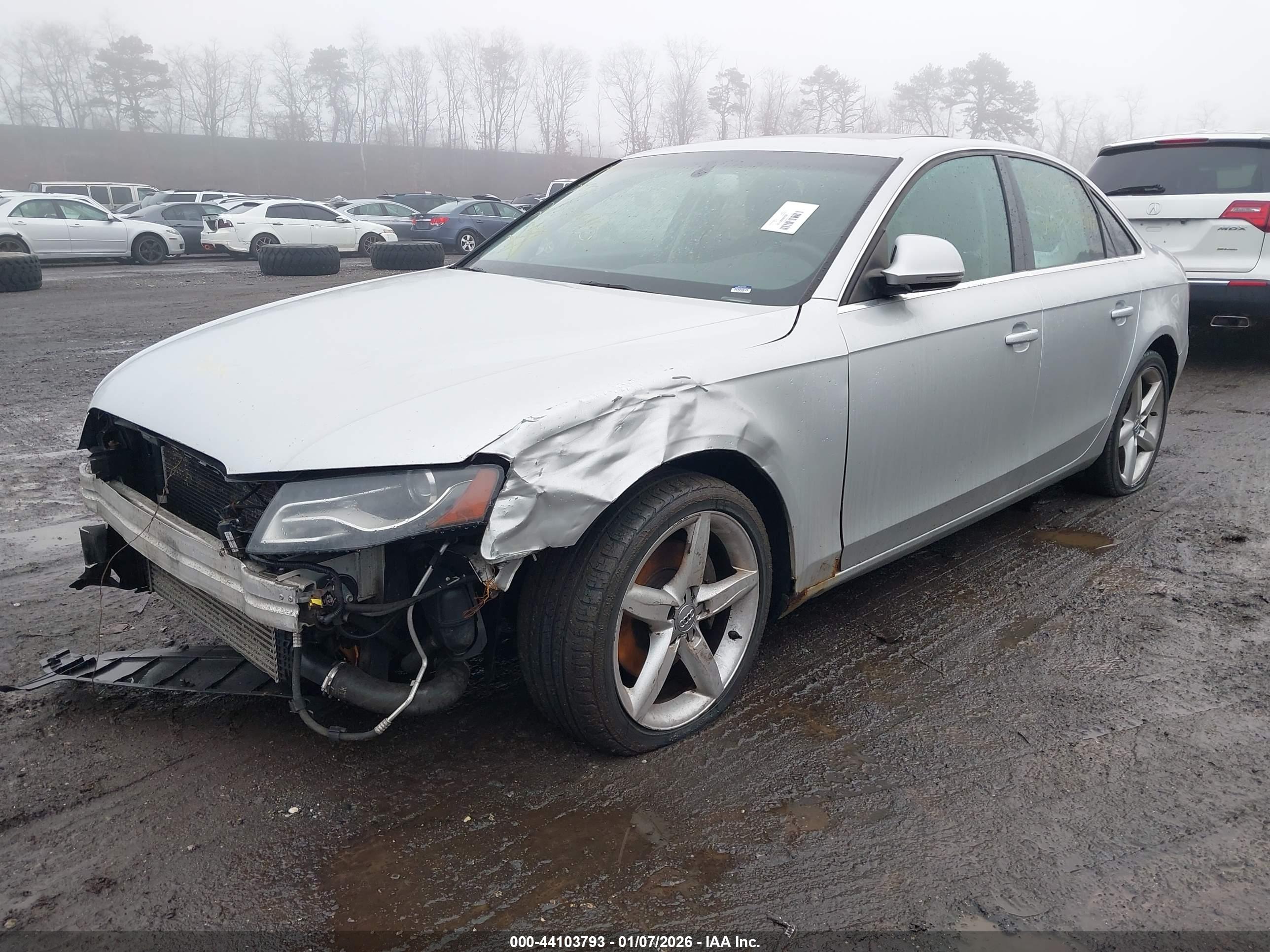 AUDI A4 image 2