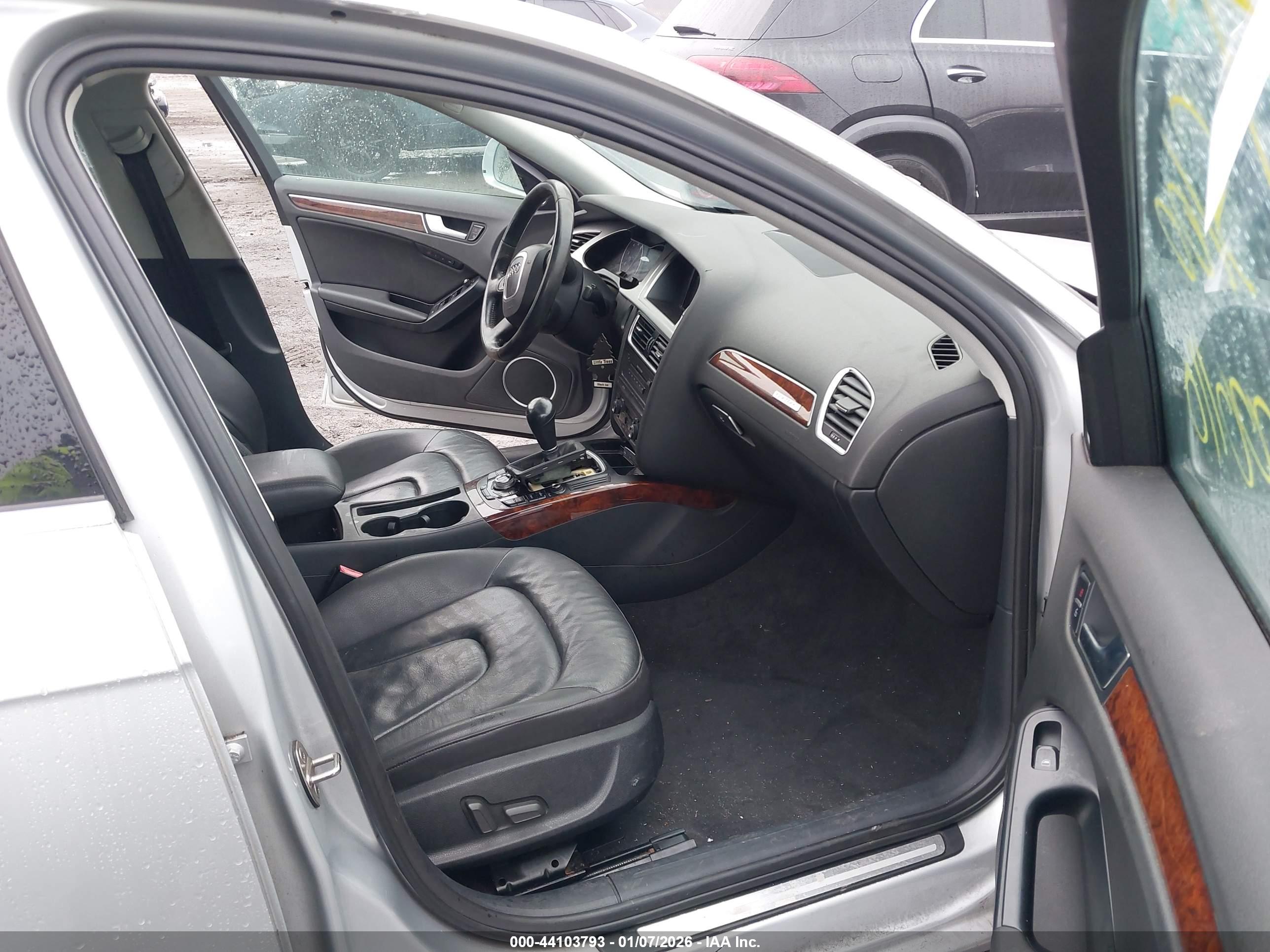 AUDI A4 image 5