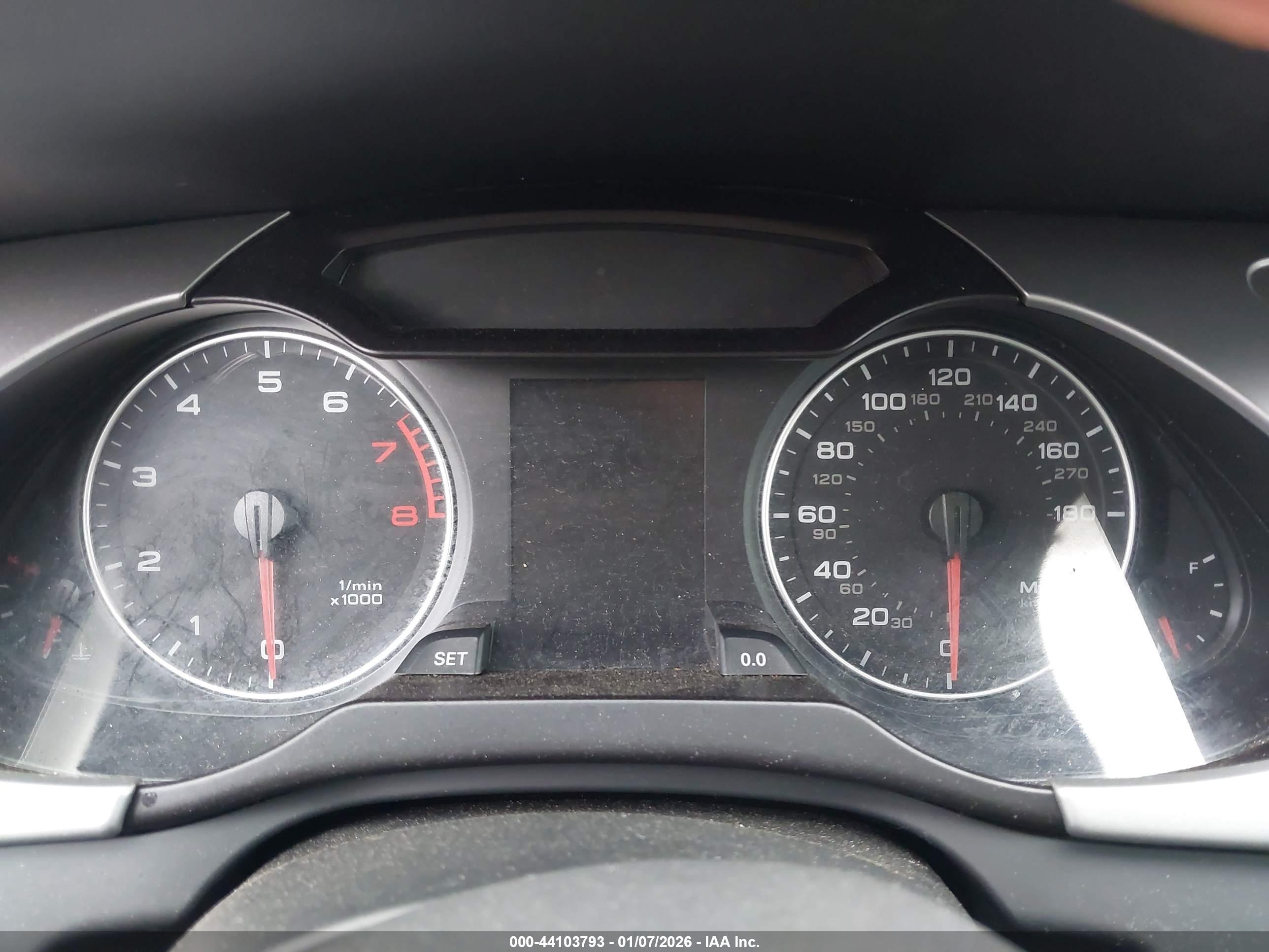 AUDI A4 image 7