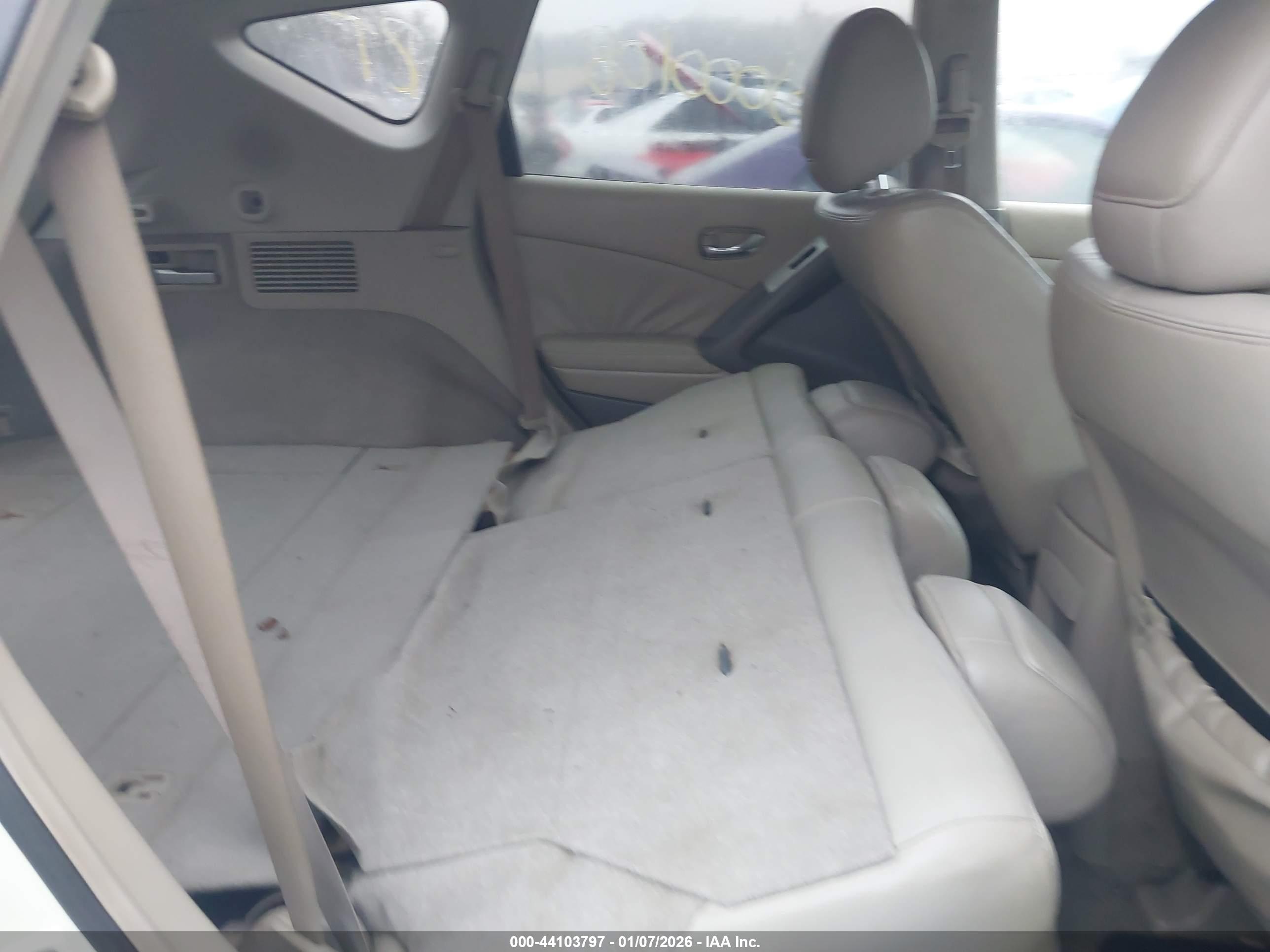 NISSAN MURANO image 8