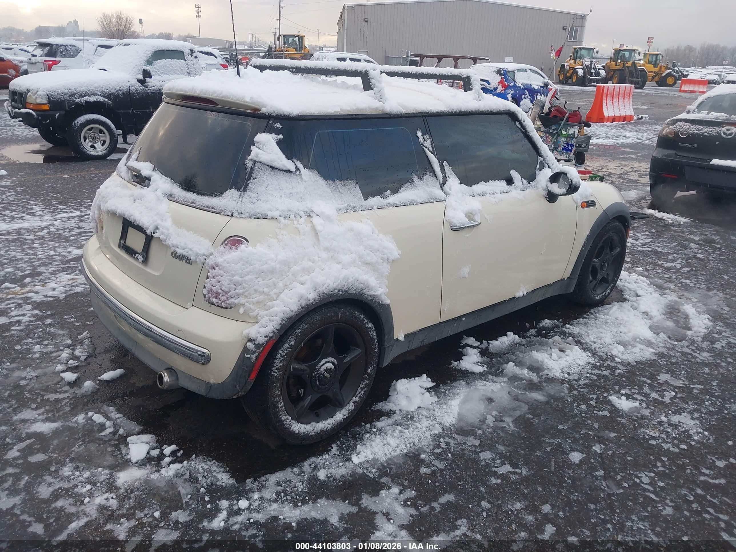 MINI COOPER image 4