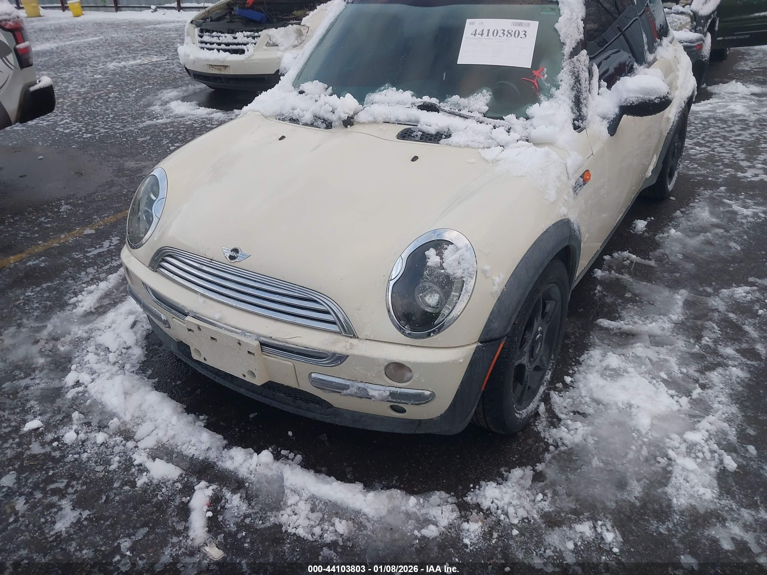 MINI COOPER image 6