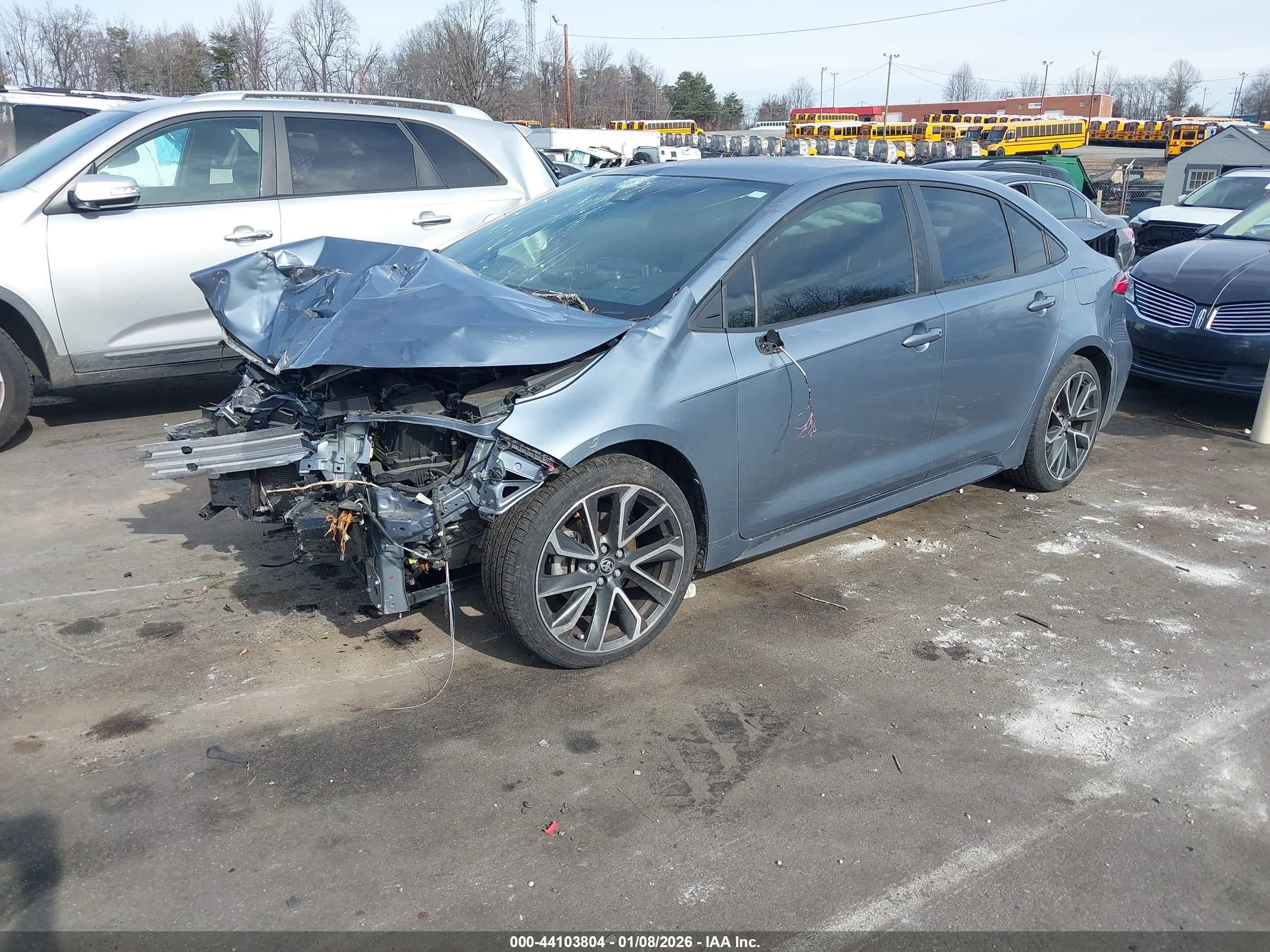TOYOTA COROLLA image 2