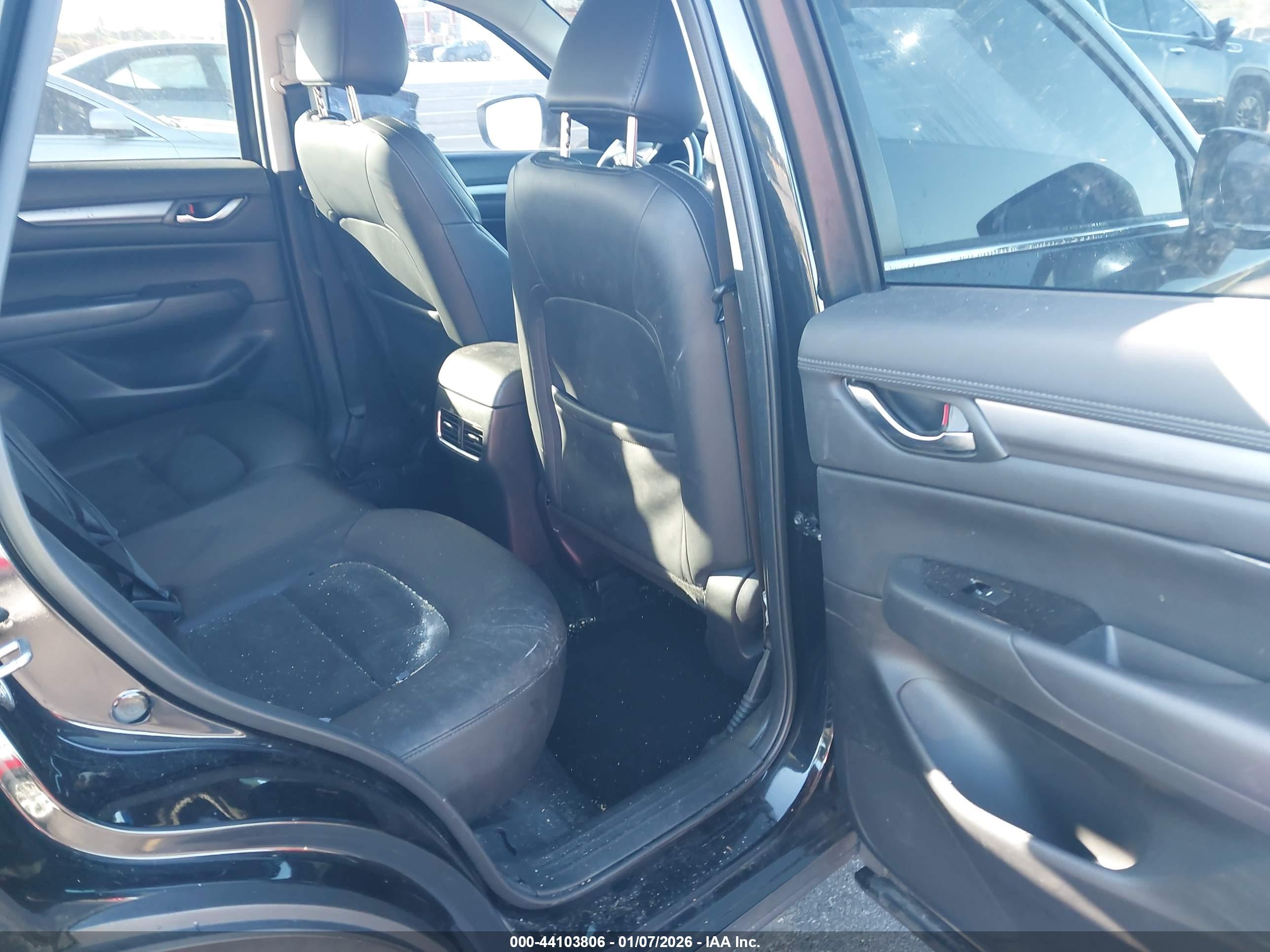 MAZDA CX-5 image 8