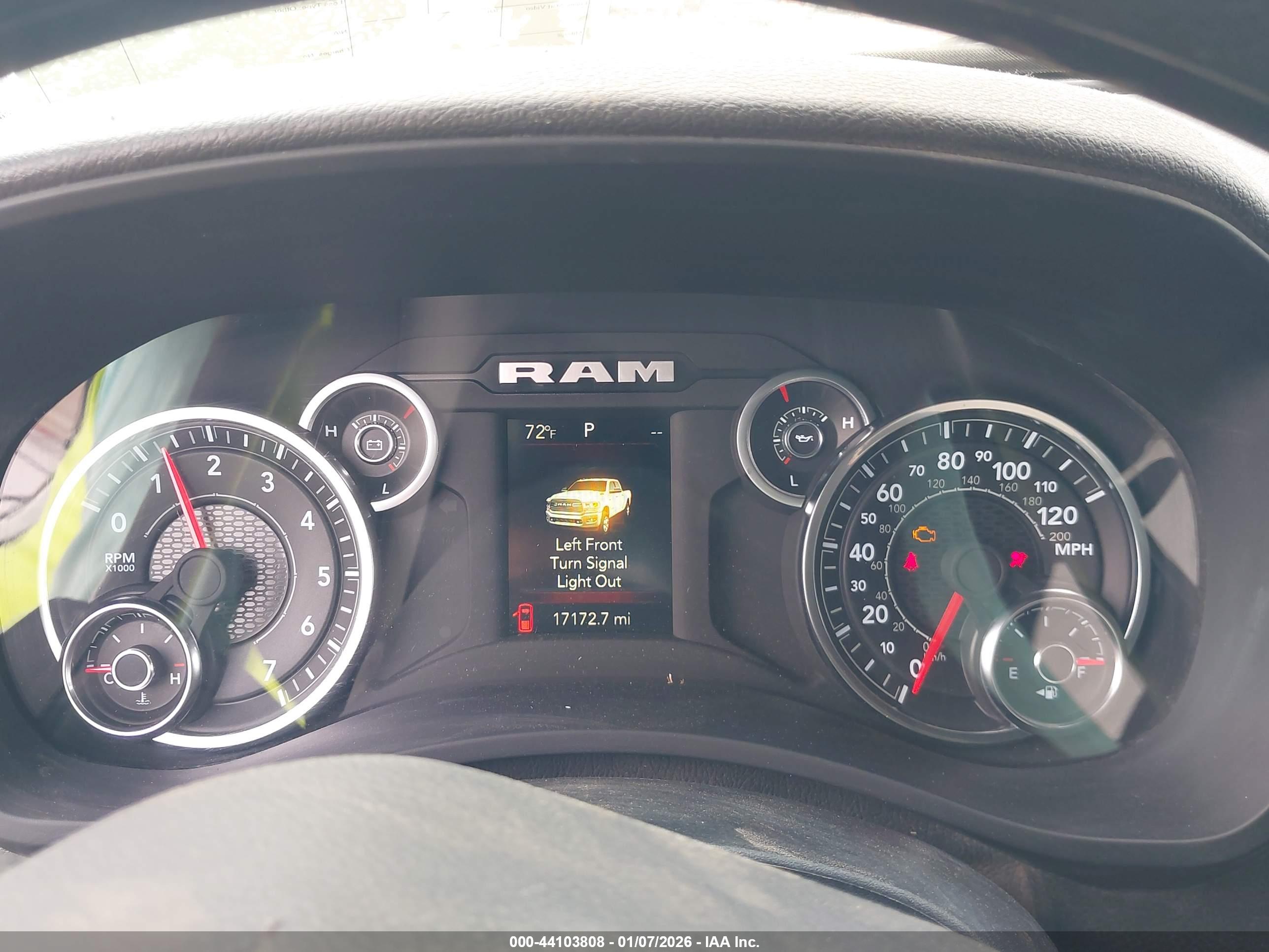 RAM 2500 image 7