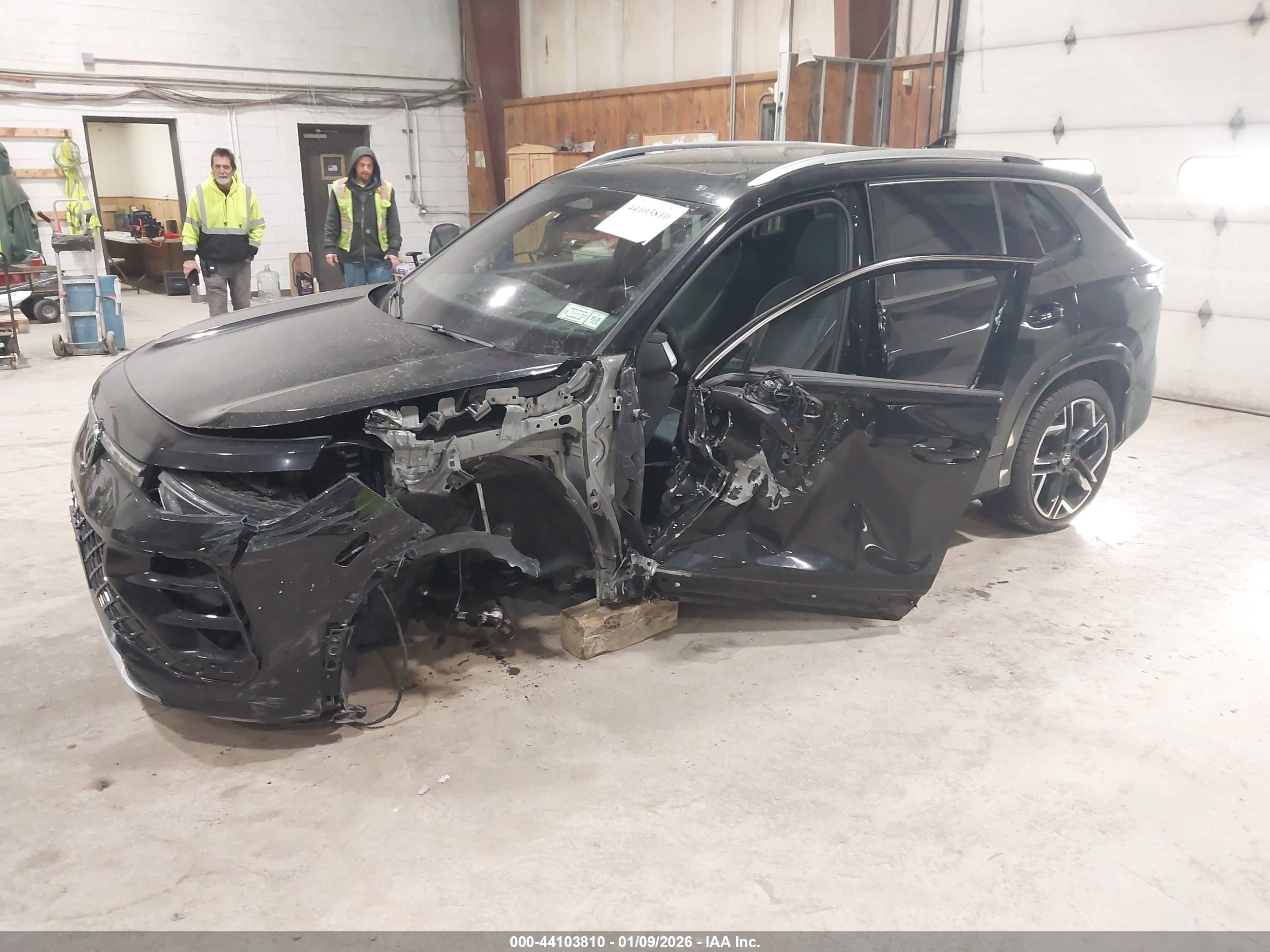 VOLKSWAGEN TIGUAN image 2