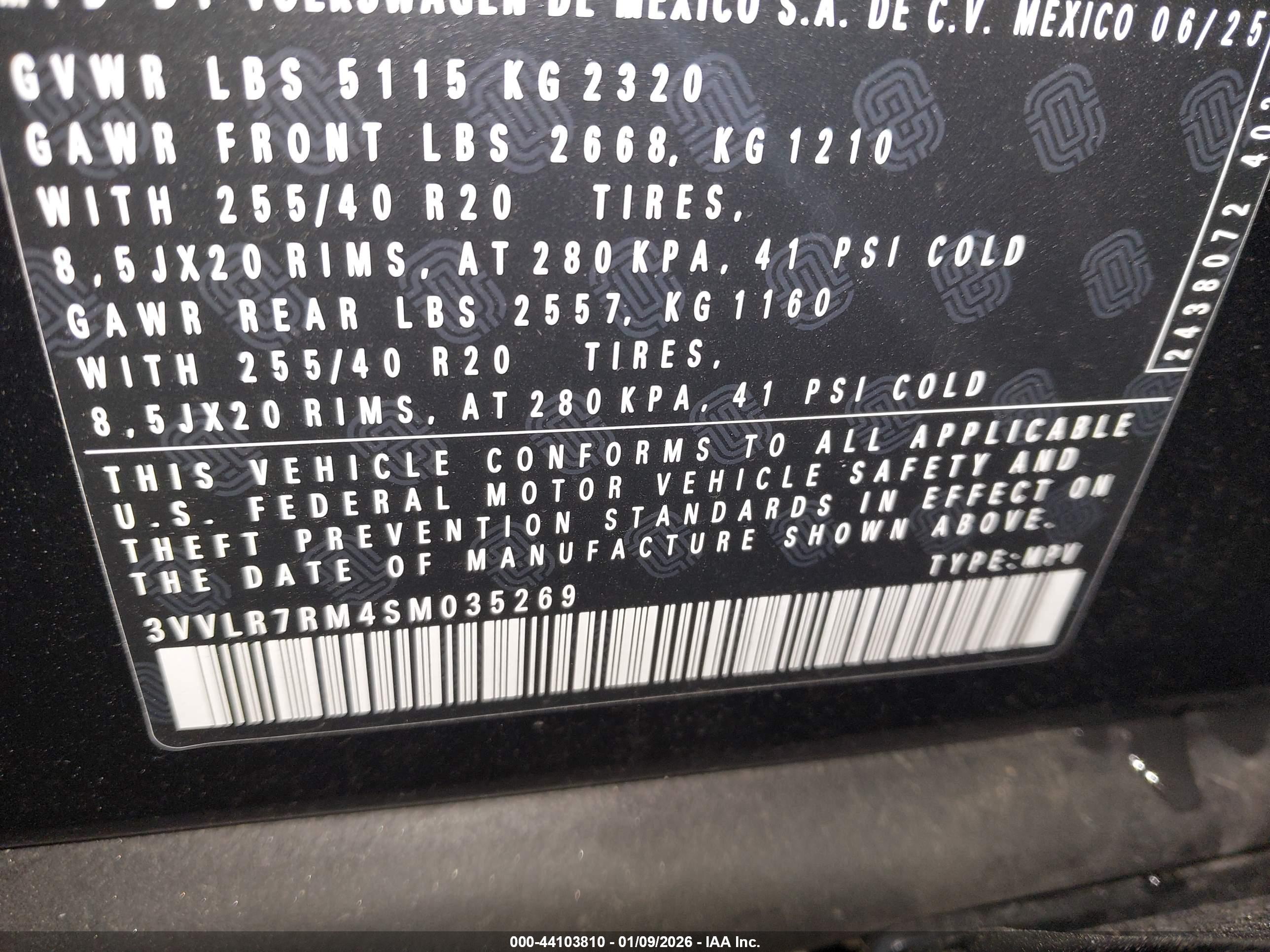 VOLKSWAGEN TIGUAN image 9