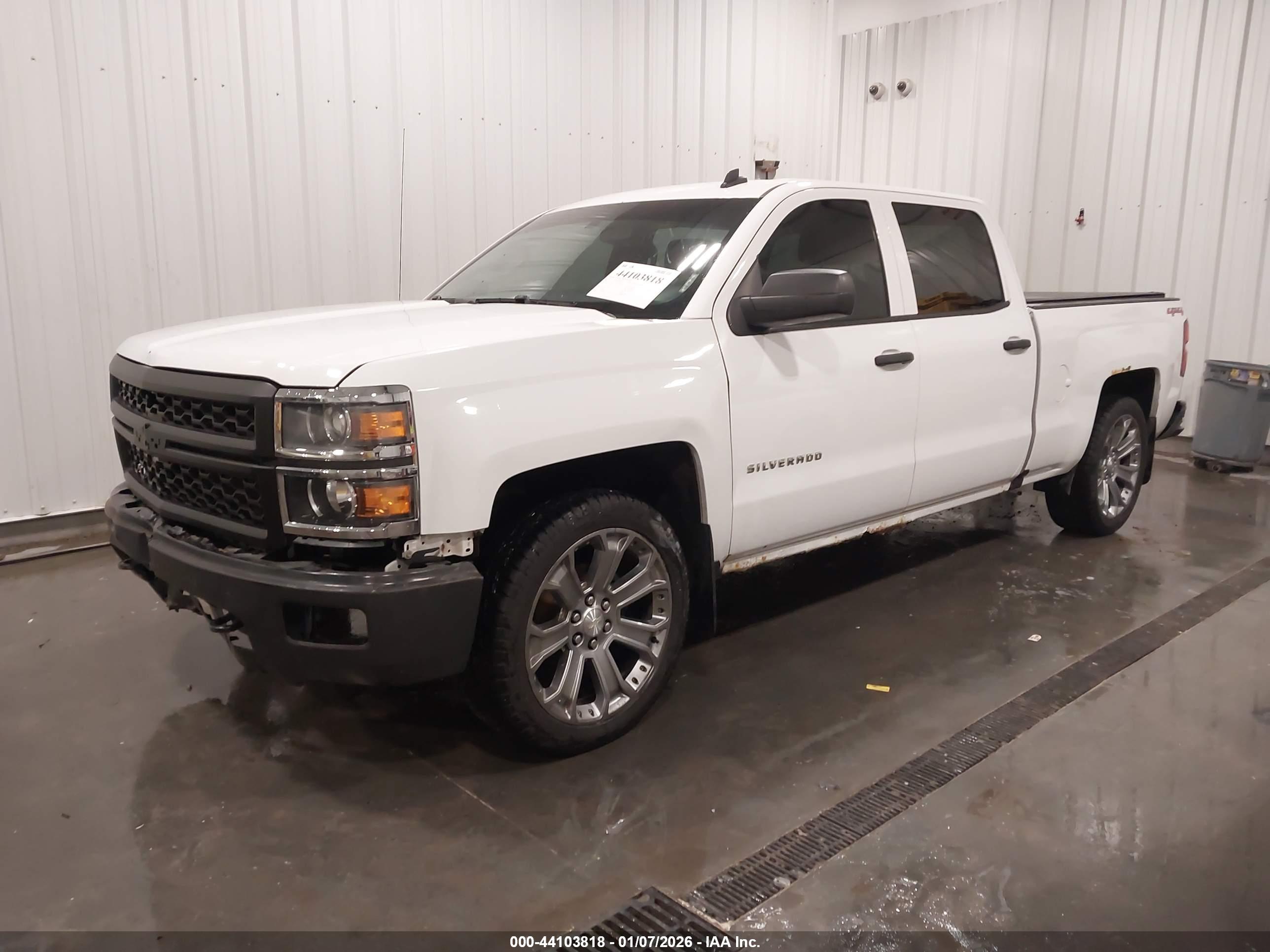 CHEVROLET SILVERADO image 2