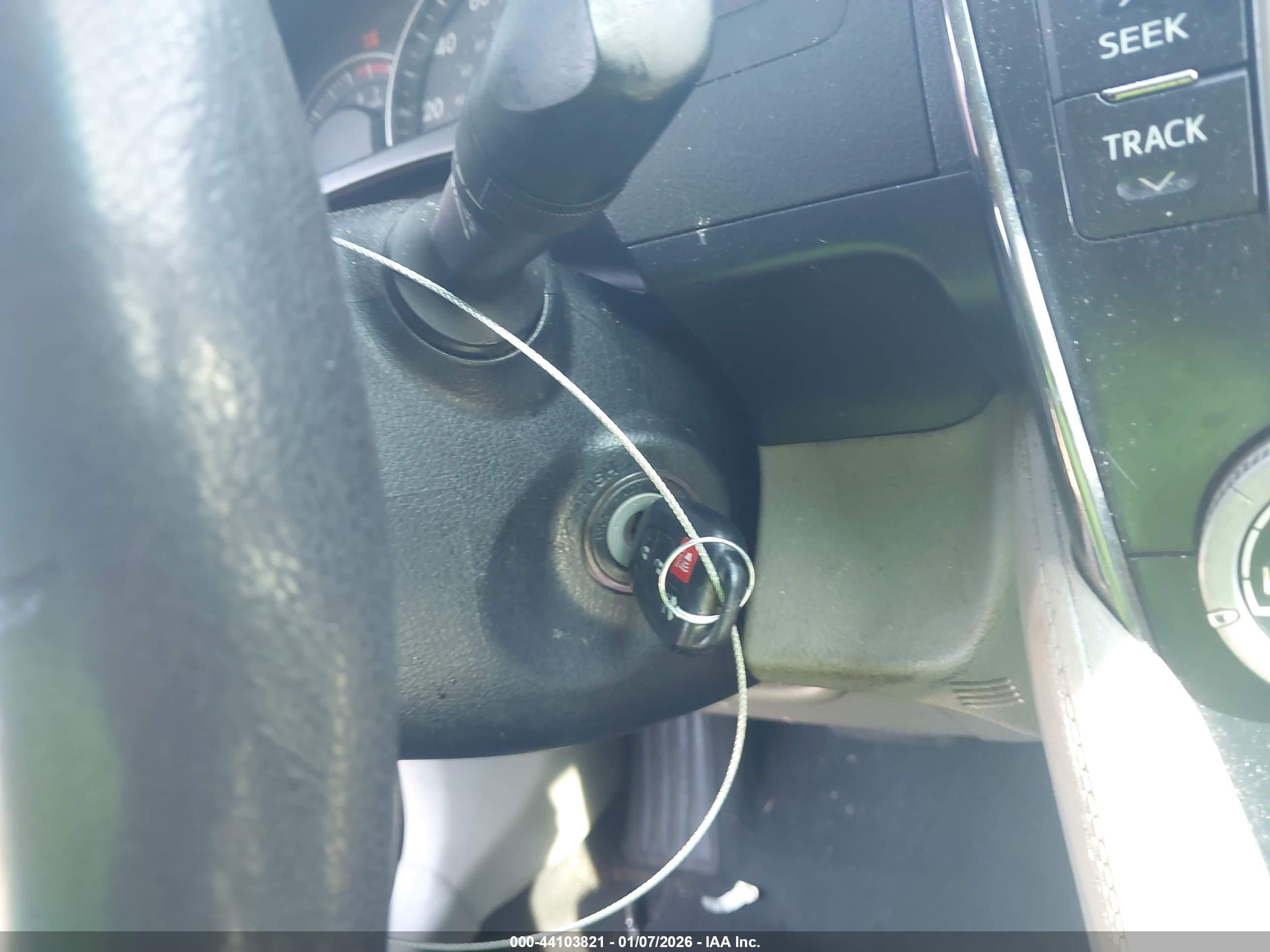 TOYOTA CAMRY image 11