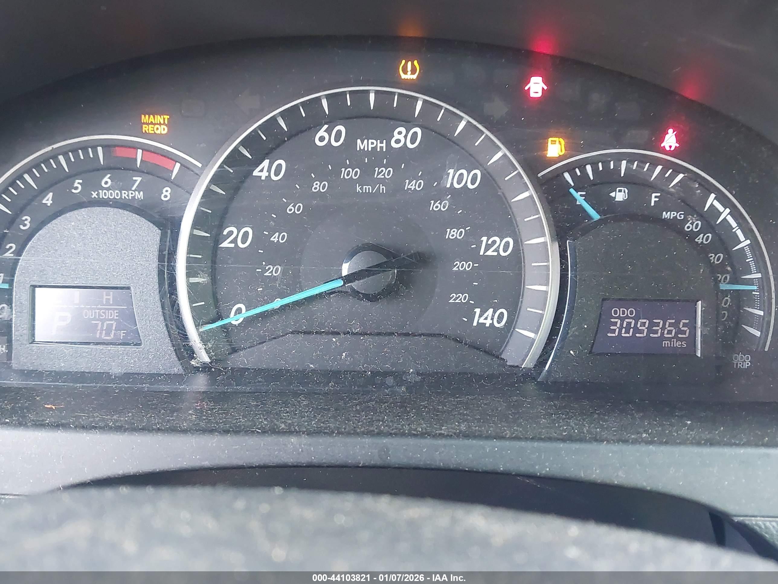 TOYOTA CAMRY image 7