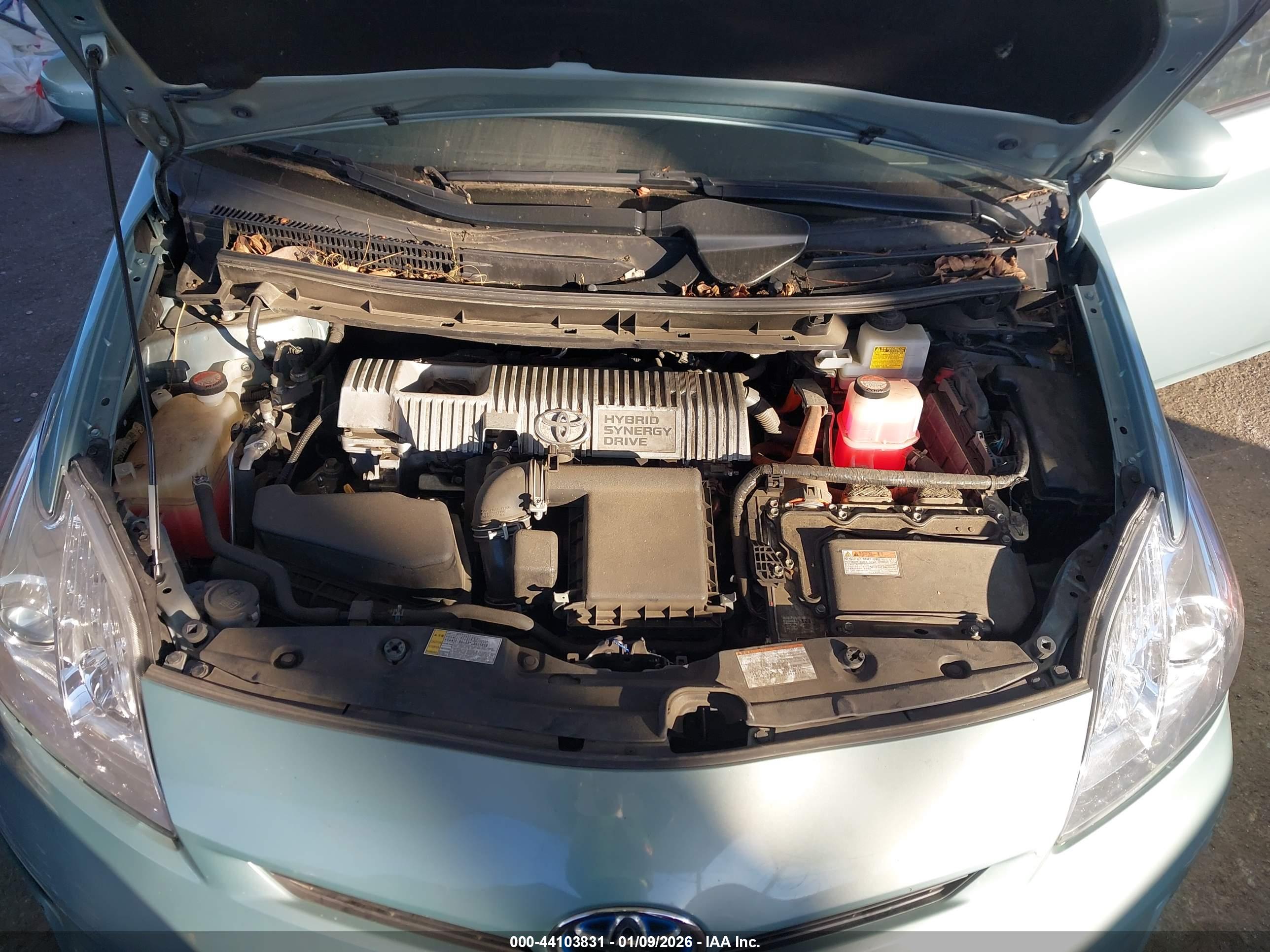 TOYOTA PRIUS image 10