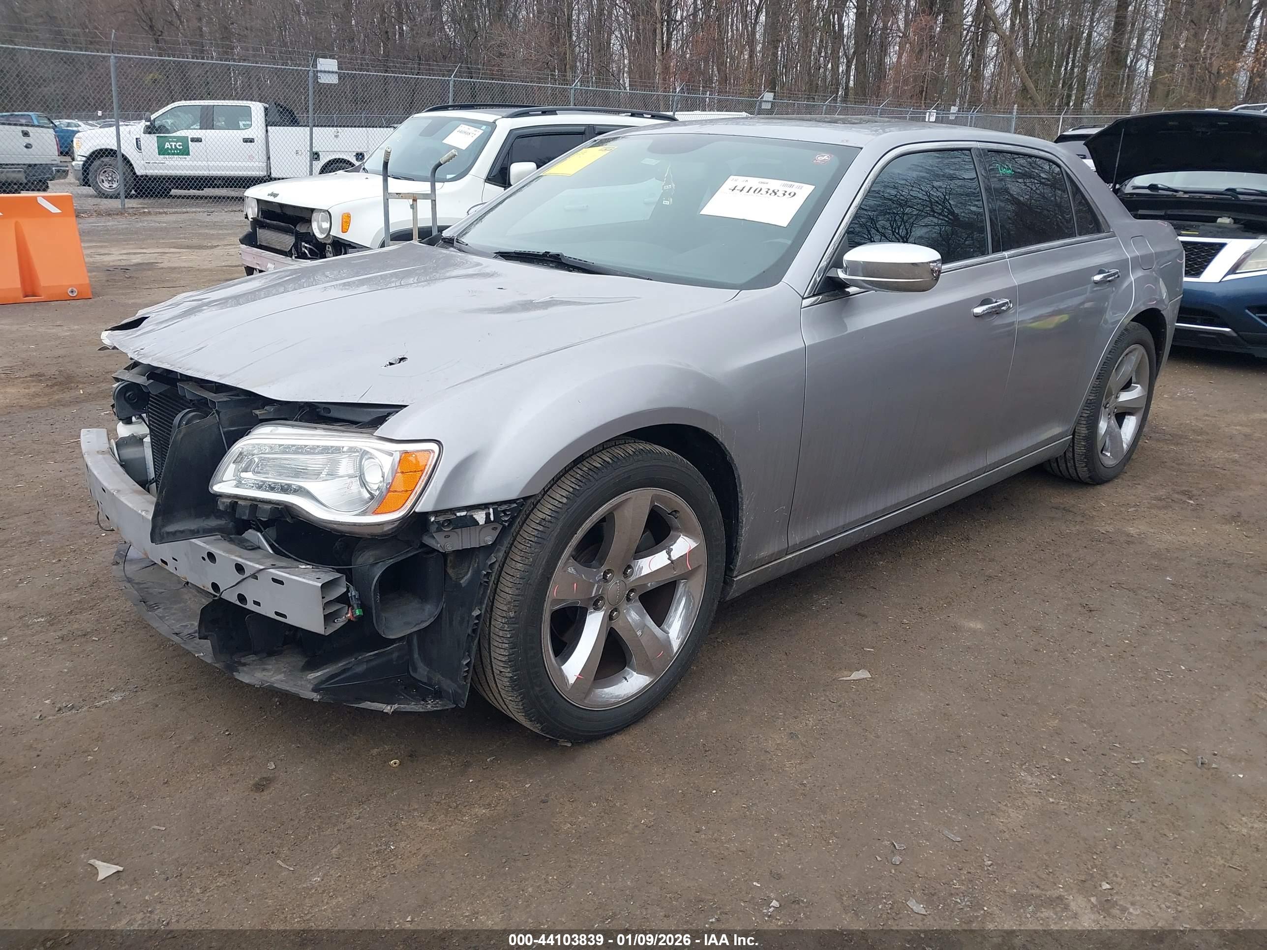 CHRYSLER 300C image 2