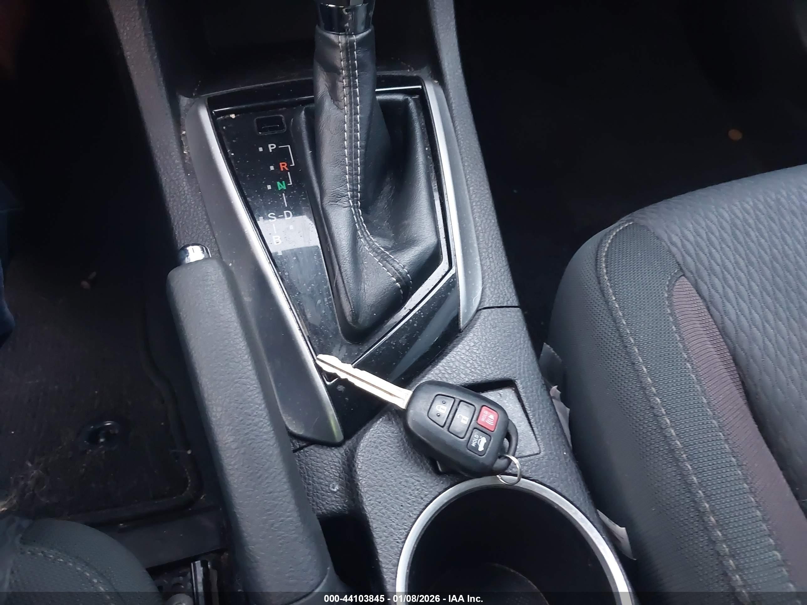TOYOTA COROLLA image 11