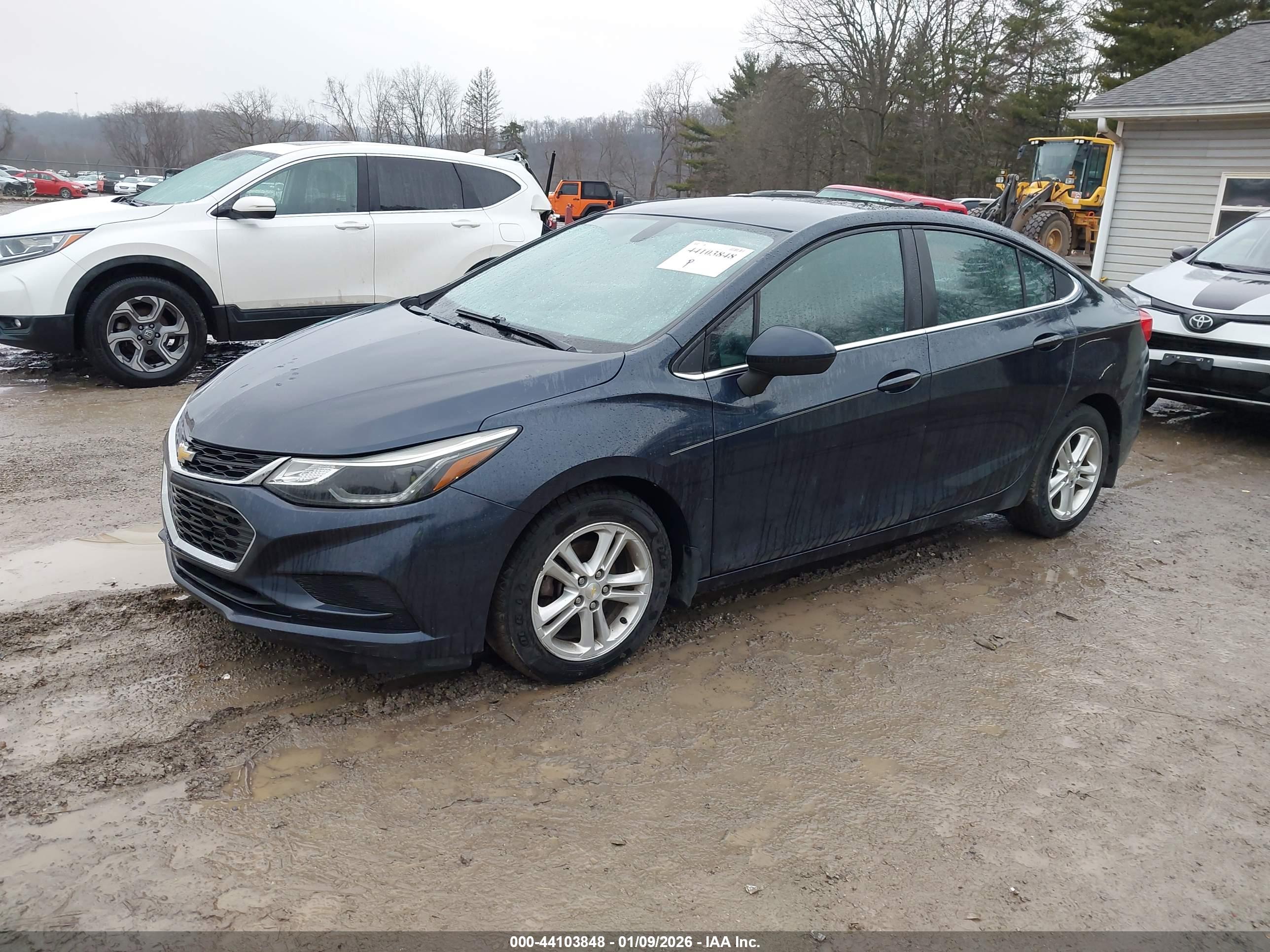 CHEVROLET CRUZE image 2