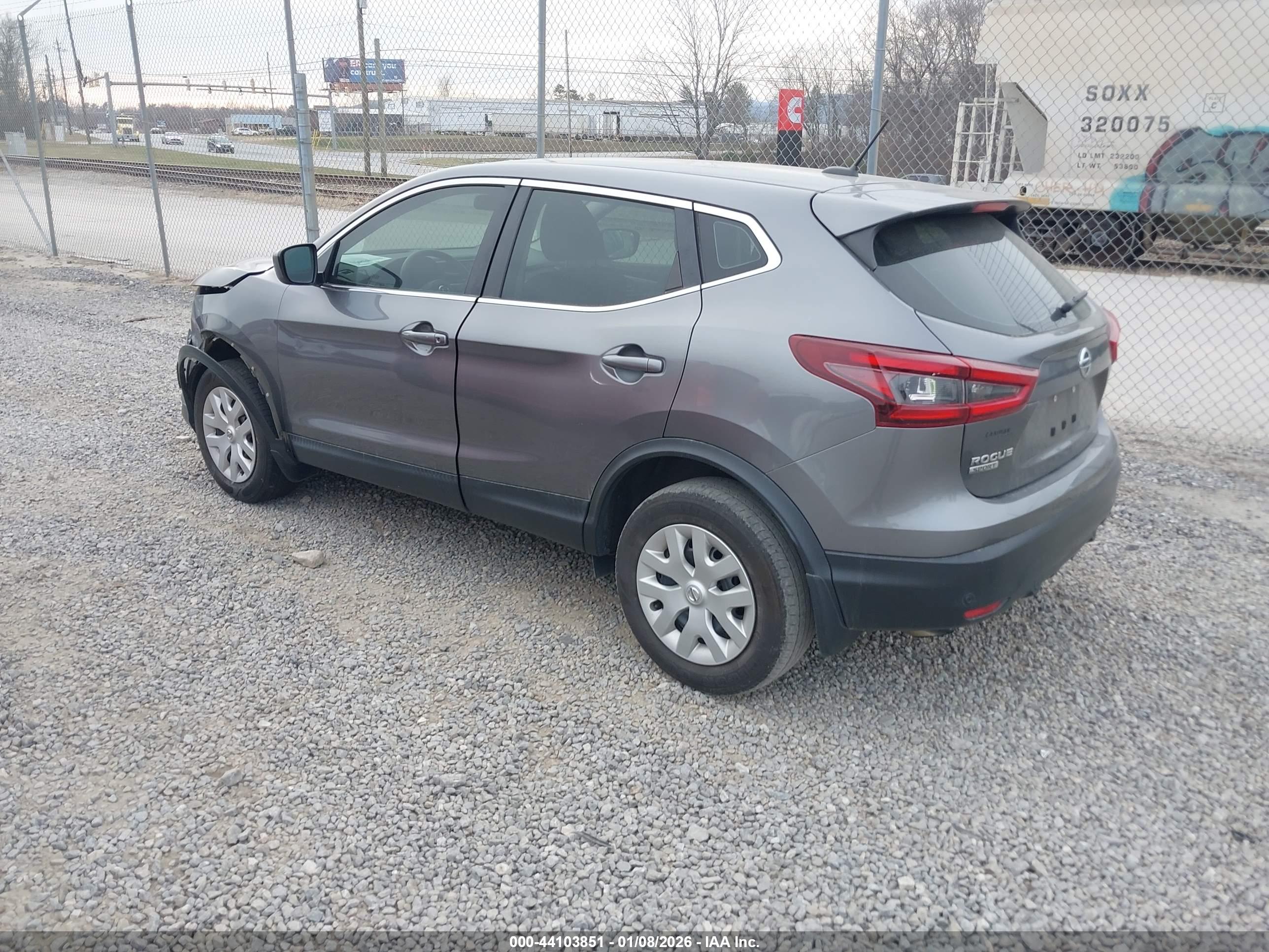 NISSAN ROGUE image 3