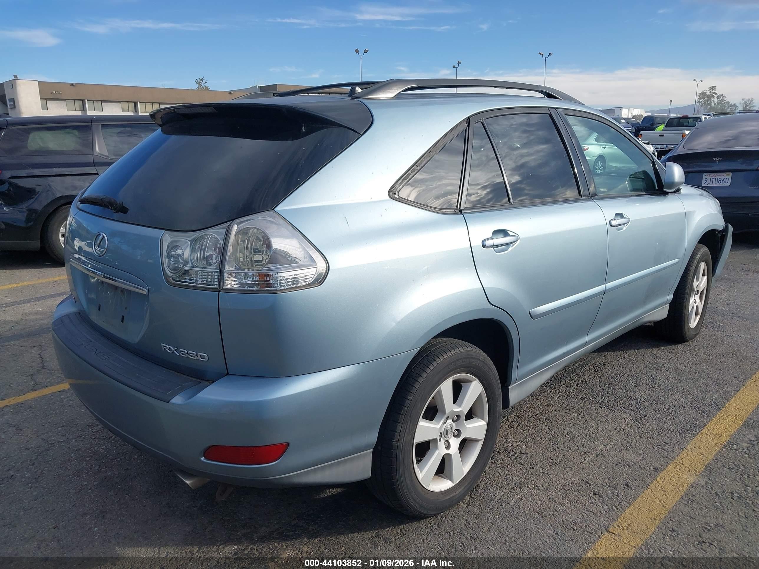 LEXUS RX image 4
