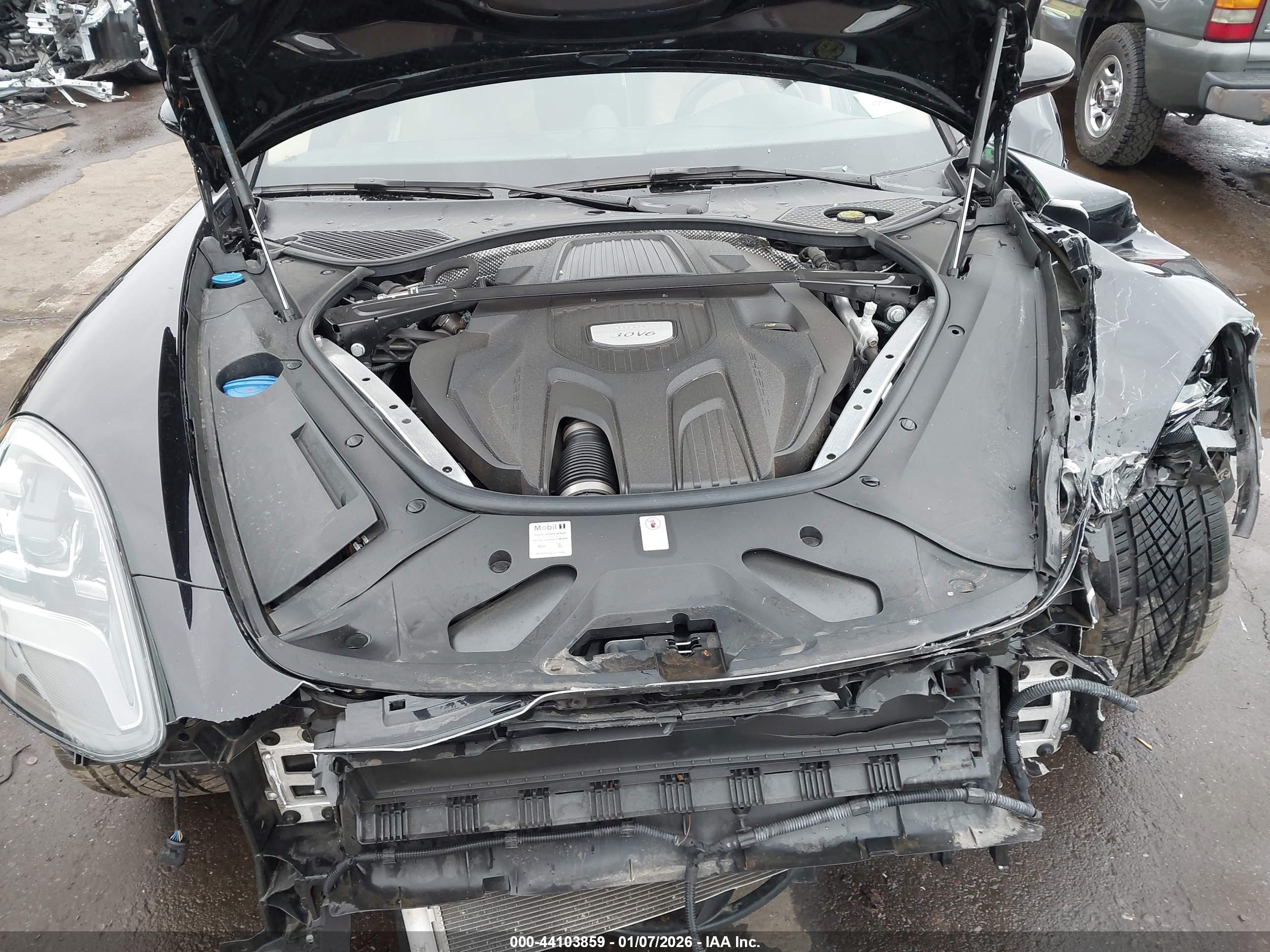 PORSCHE PANAMERA image 10