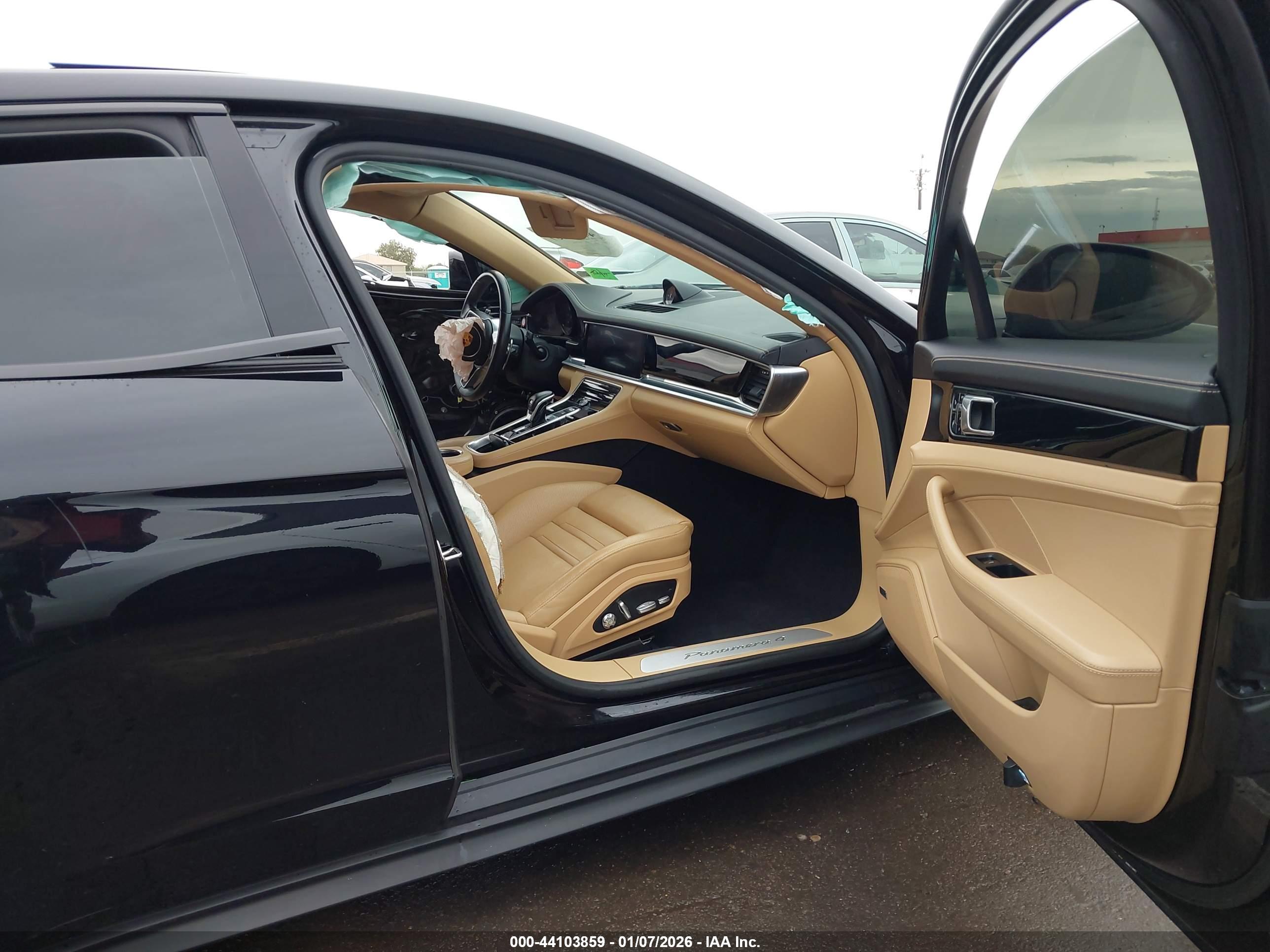PORSCHE PANAMERA image 5