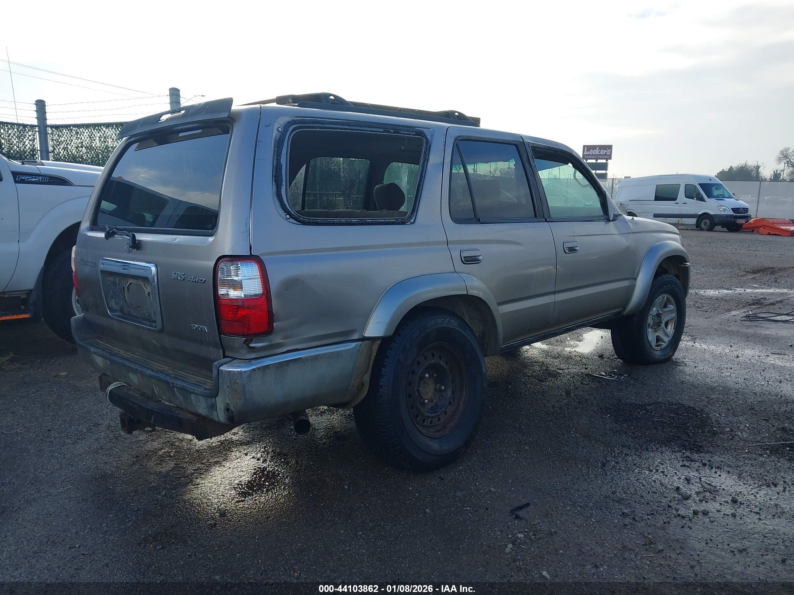 TOYOTA 4RUNNER image 4