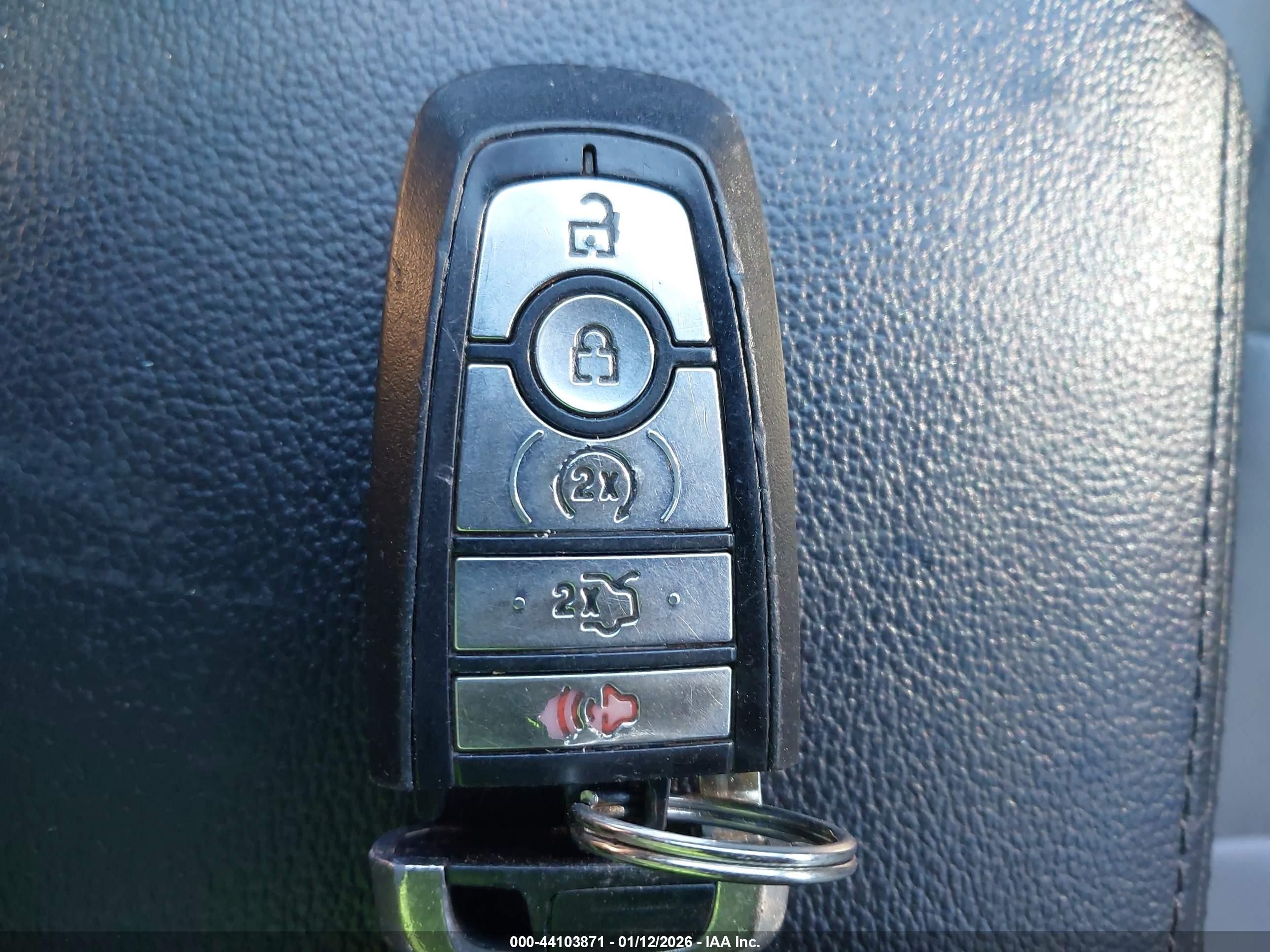 FORD EXPLORER image 11