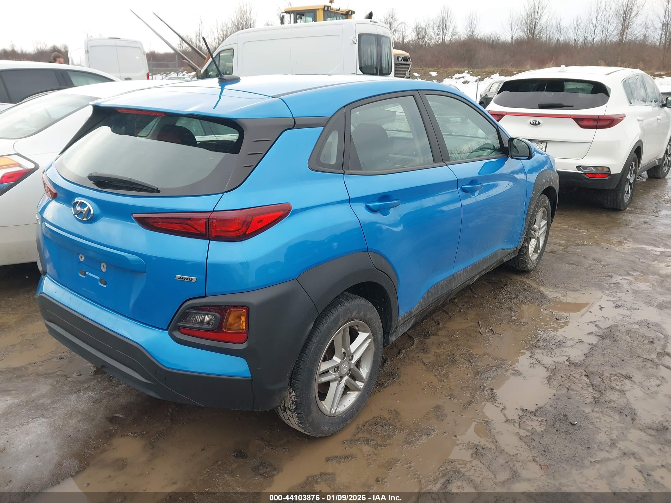 HYUNDAI KONA image 4