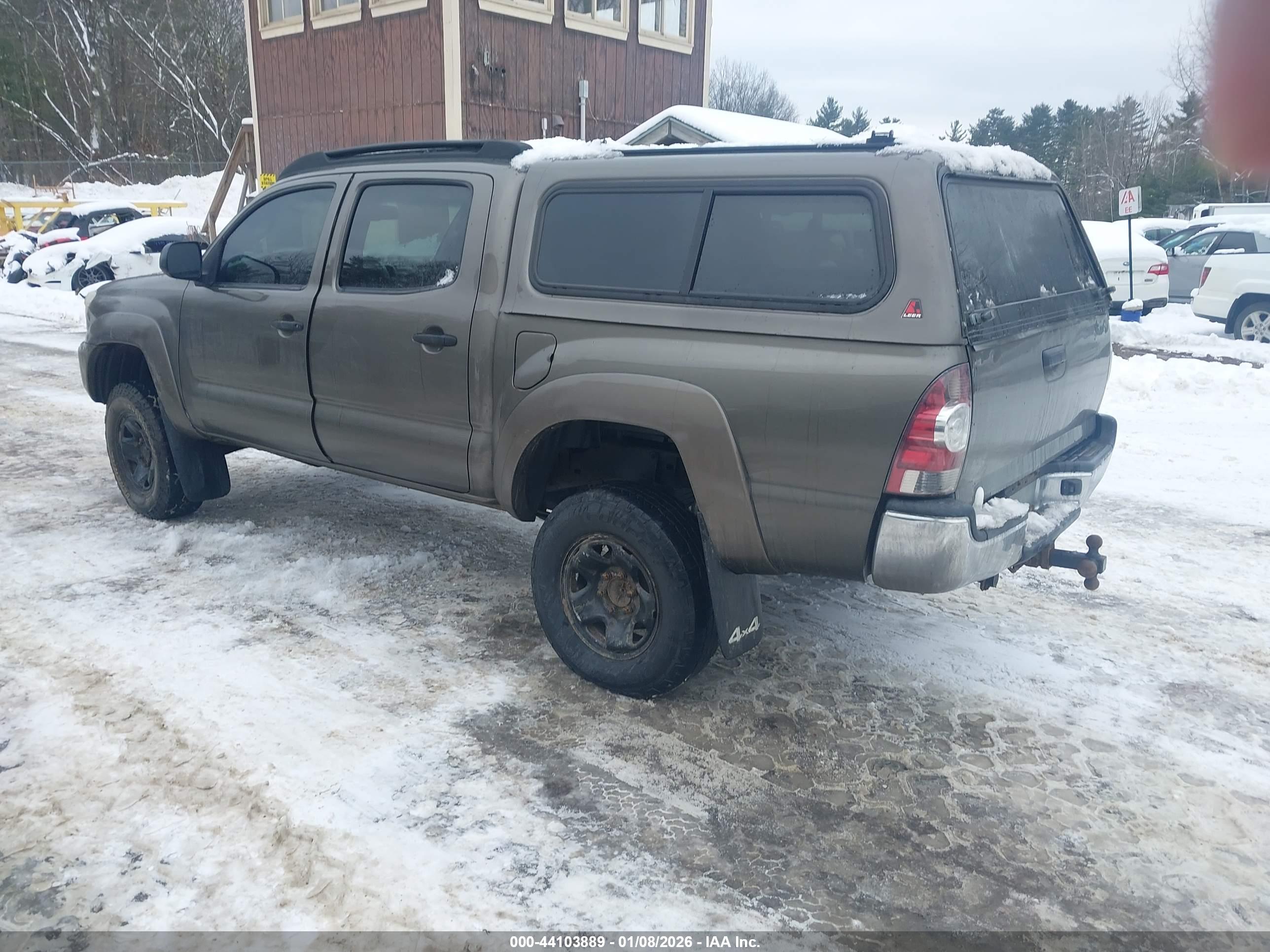 TOYOTA TACOMA image 3