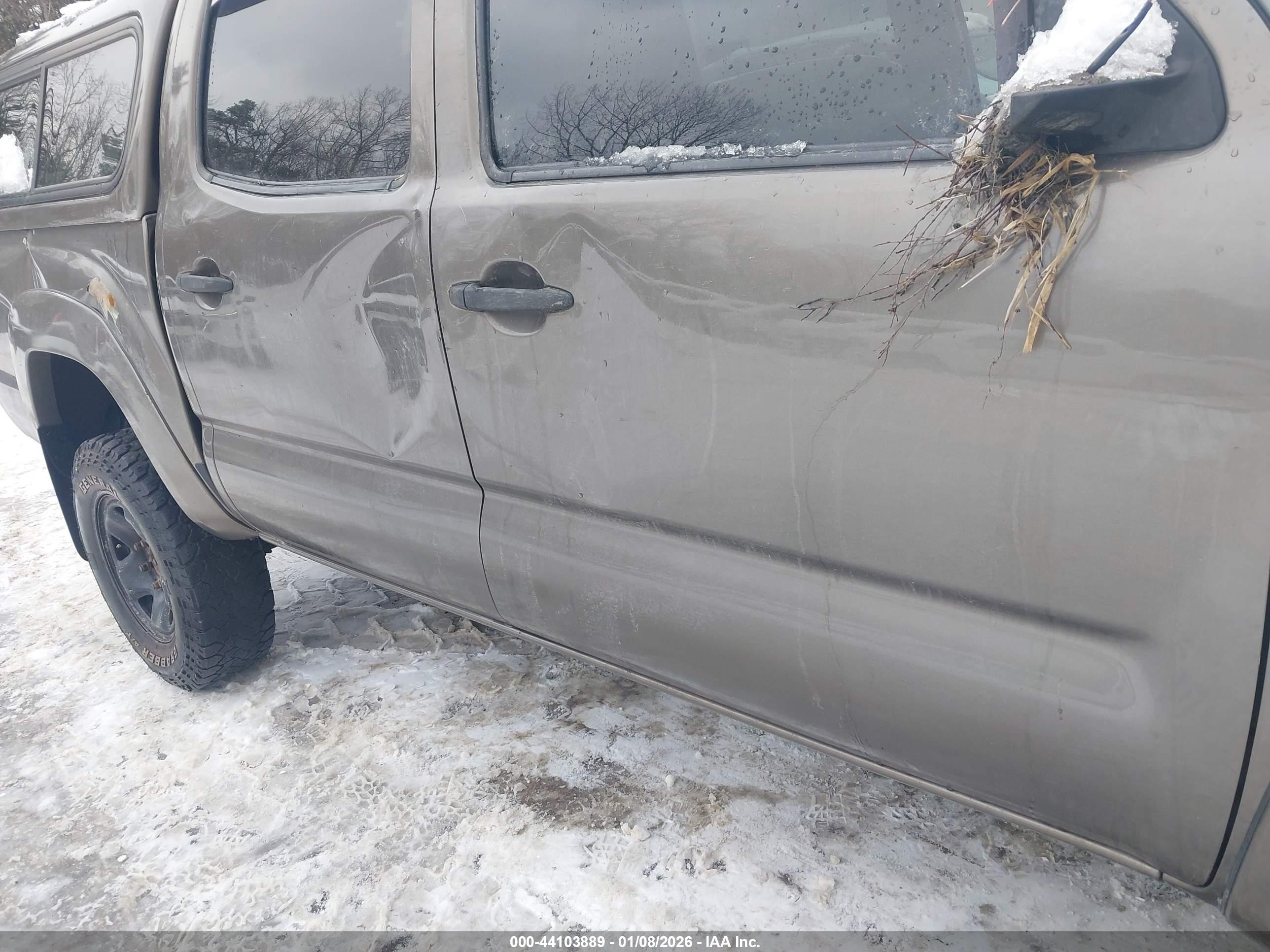 TOYOTA TACOMA image 6