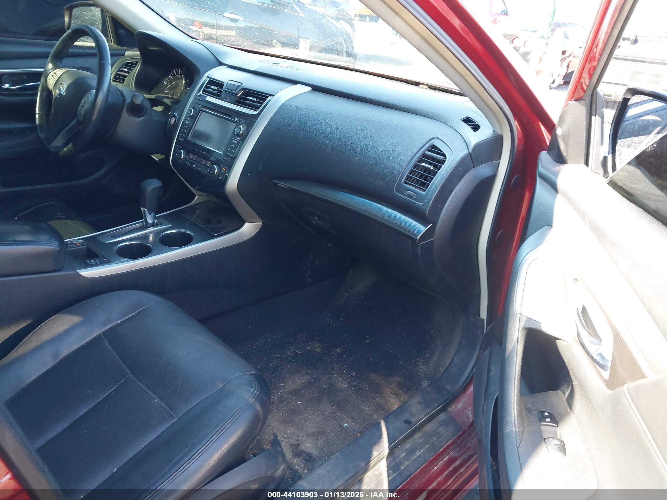 NISSAN ALTIMA image 5