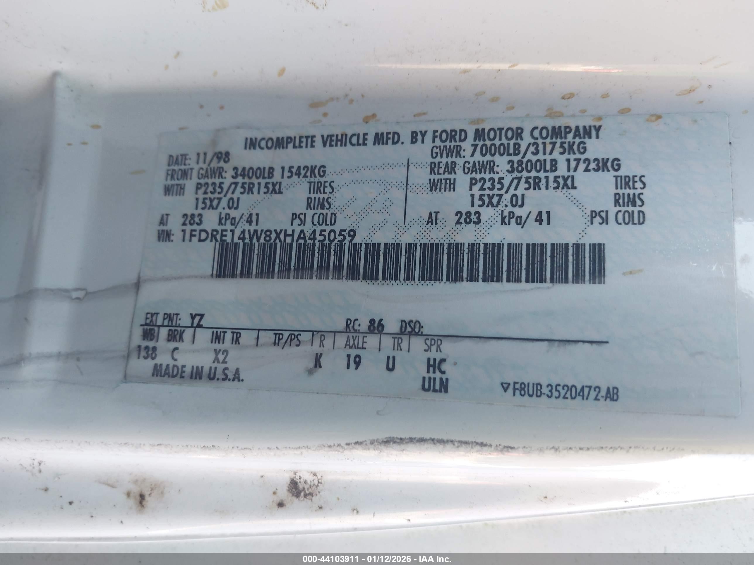 FORD E-150 image 9