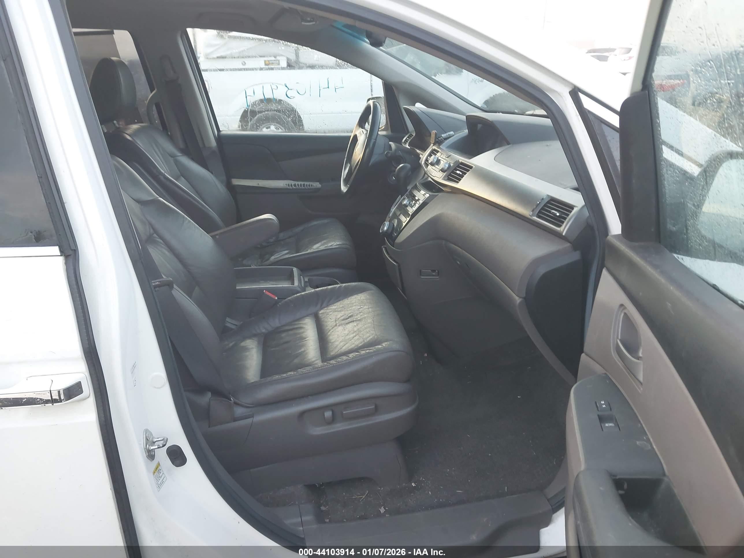 HONDA ODYSSEY image 5