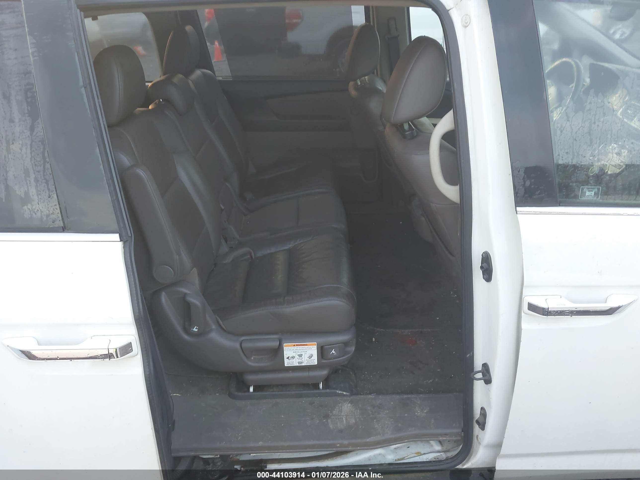 HONDA ODYSSEY image 8