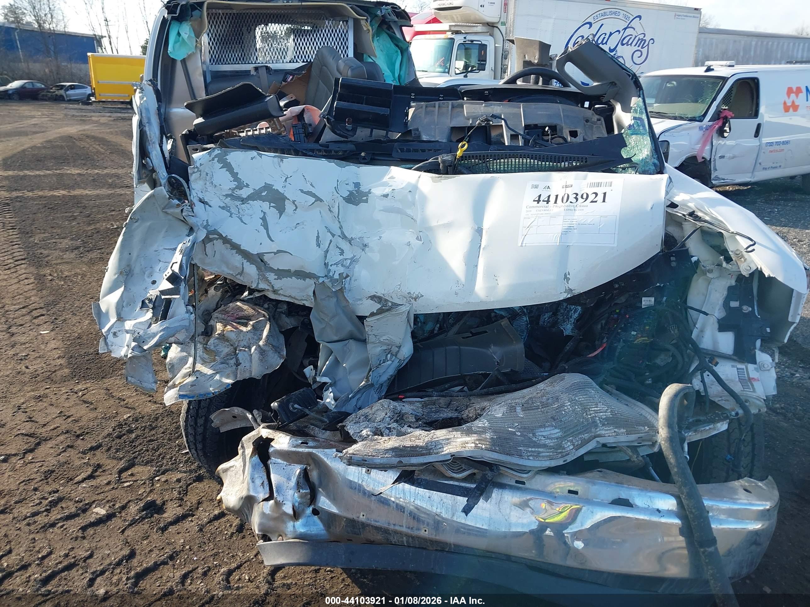 CHEVROLET EXPRESS image 6