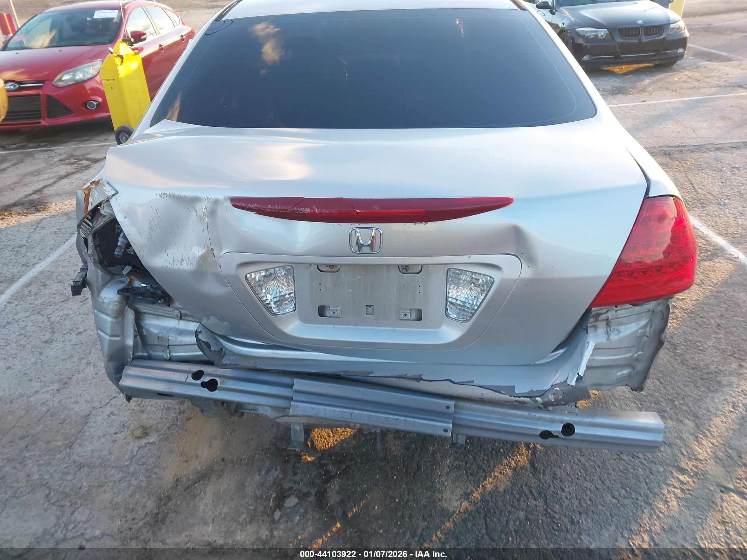 HONDA ACCORD image 6