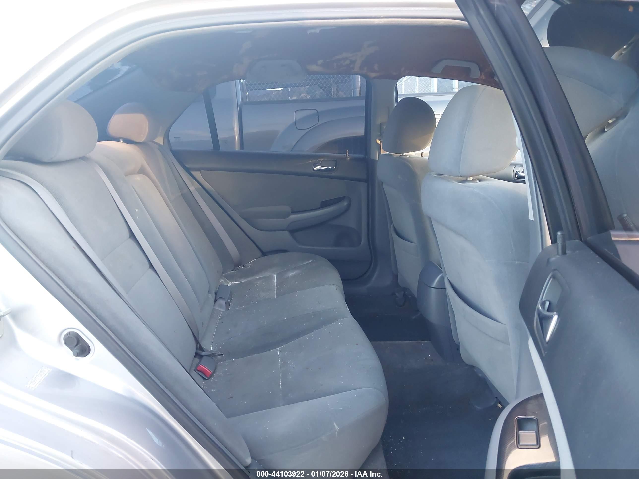 HONDA ACCORD image 8