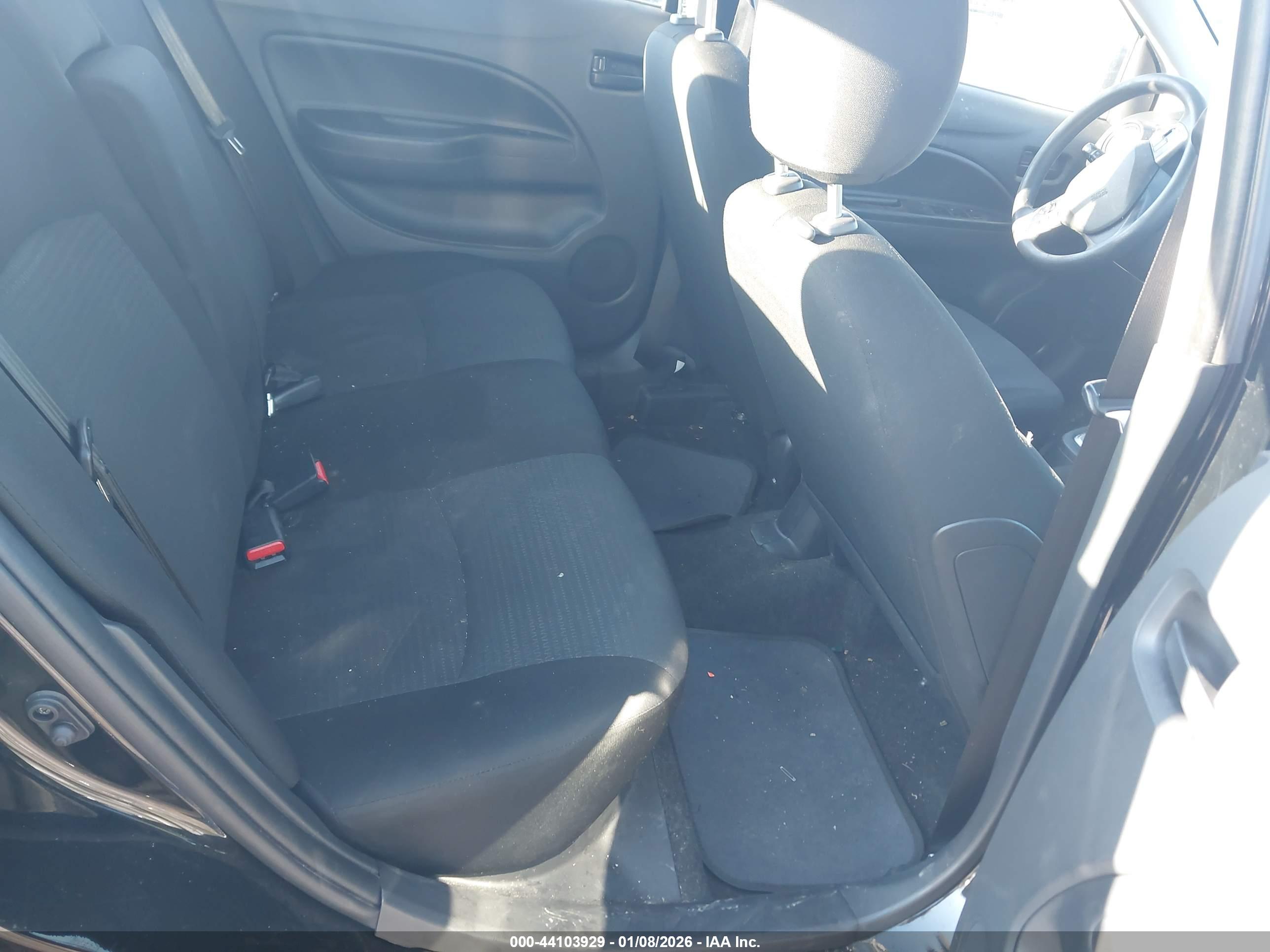 MITSUBISHI MIRAGE image 8