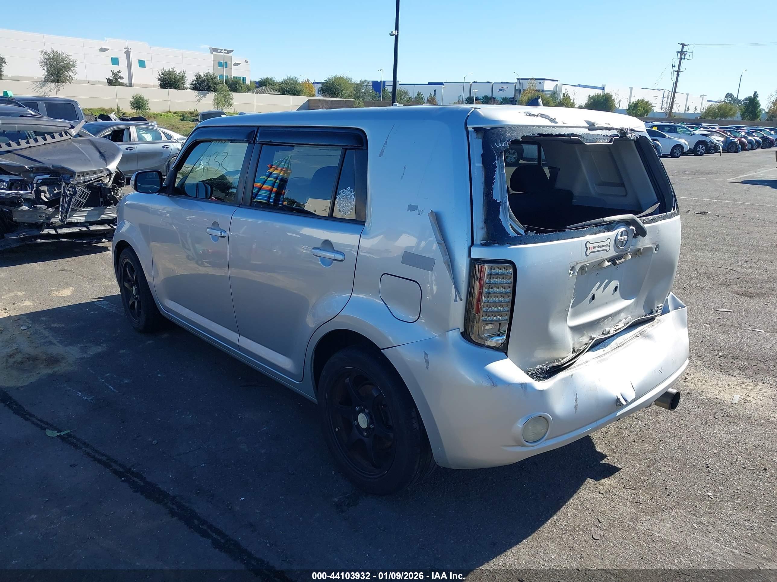 SCION XB image 3
