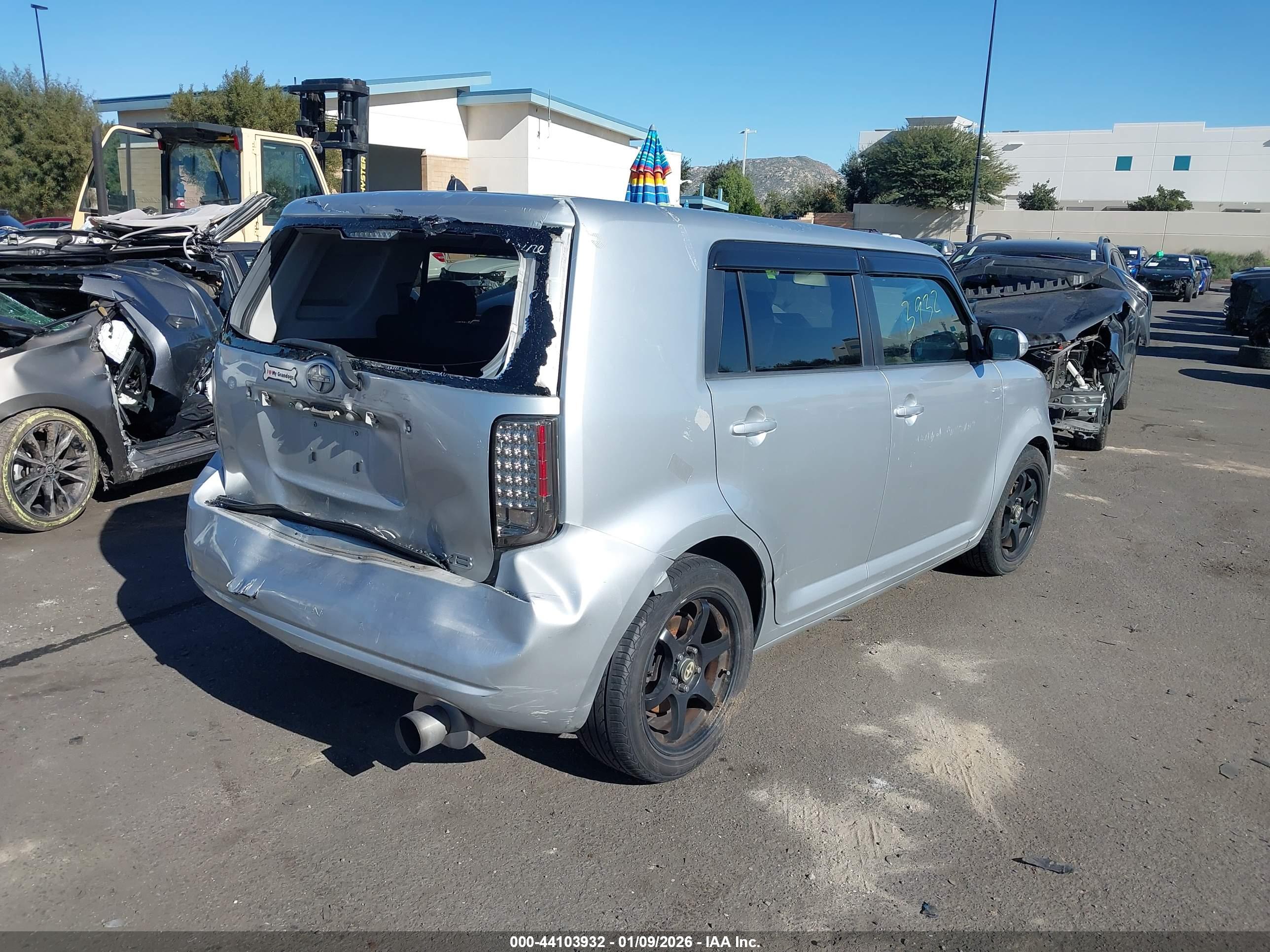 SCION XB image 4