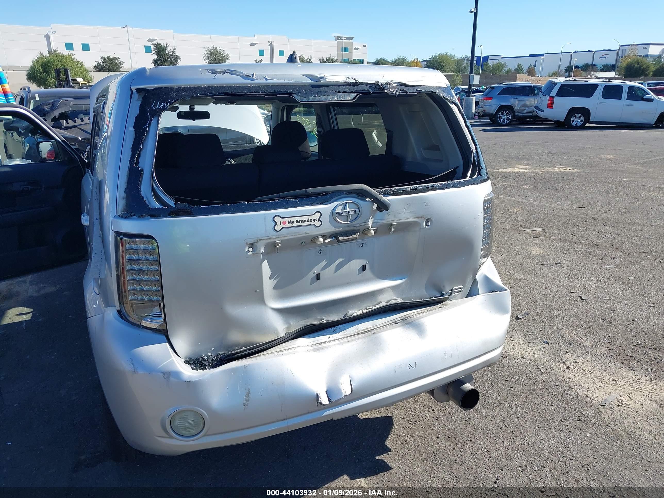 SCION XB image 6