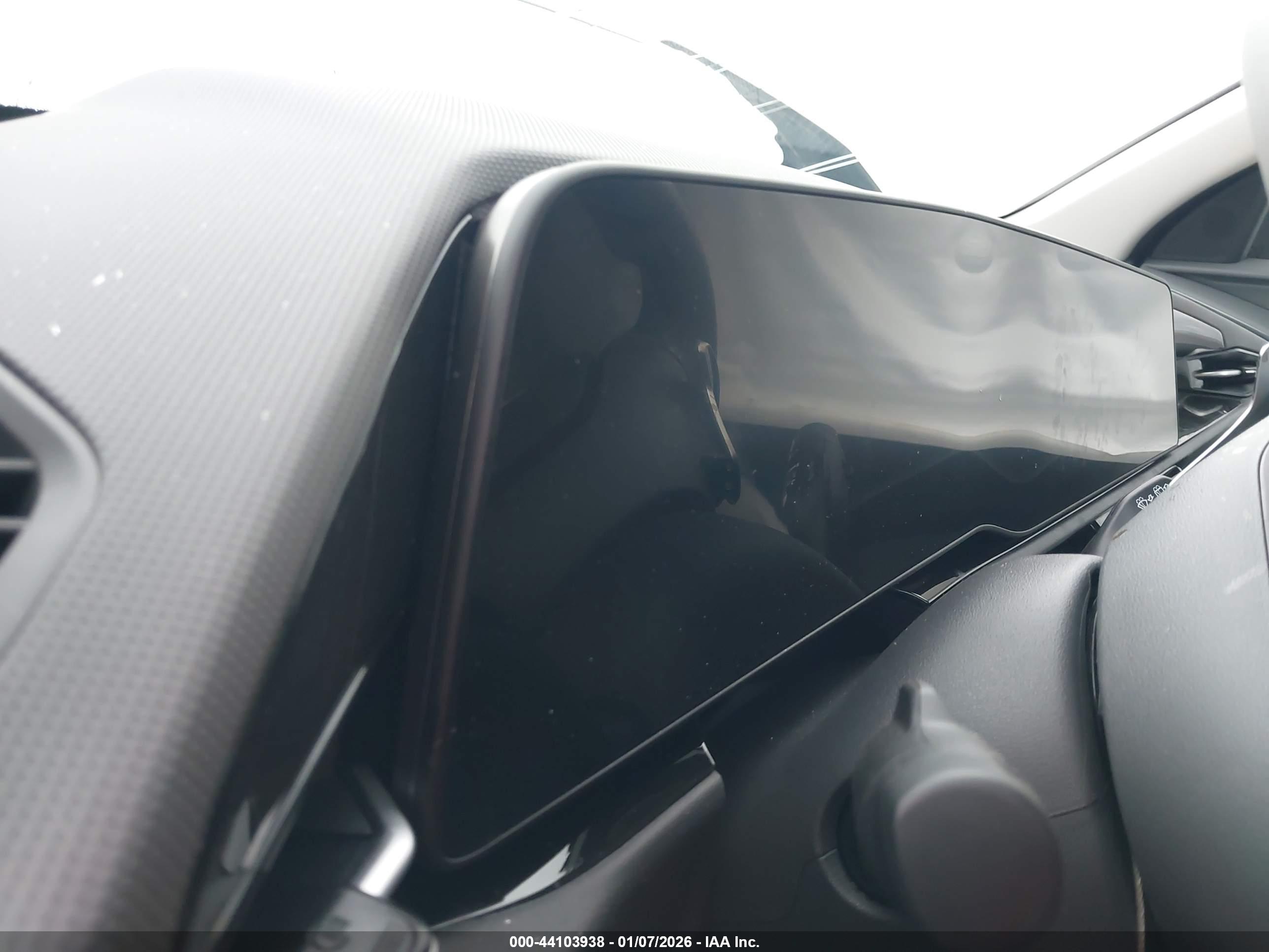 KIA NIRO image 7