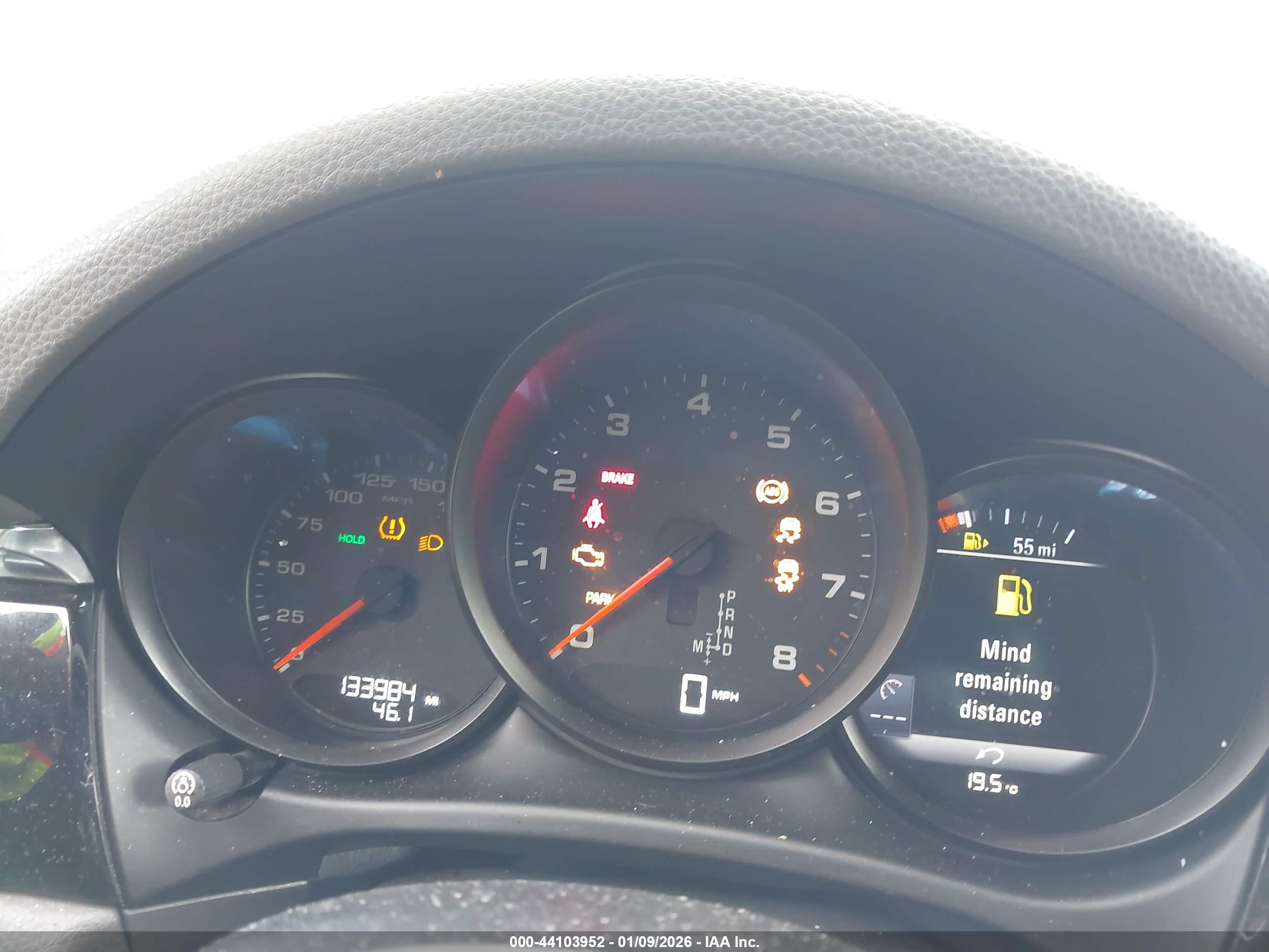 PORSCHE MACAN image 7