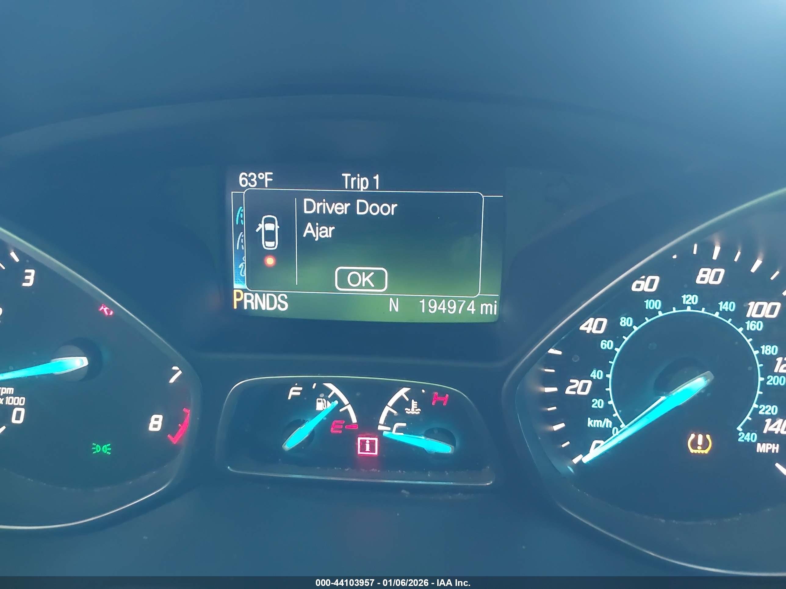FORD ESCAPE image 7