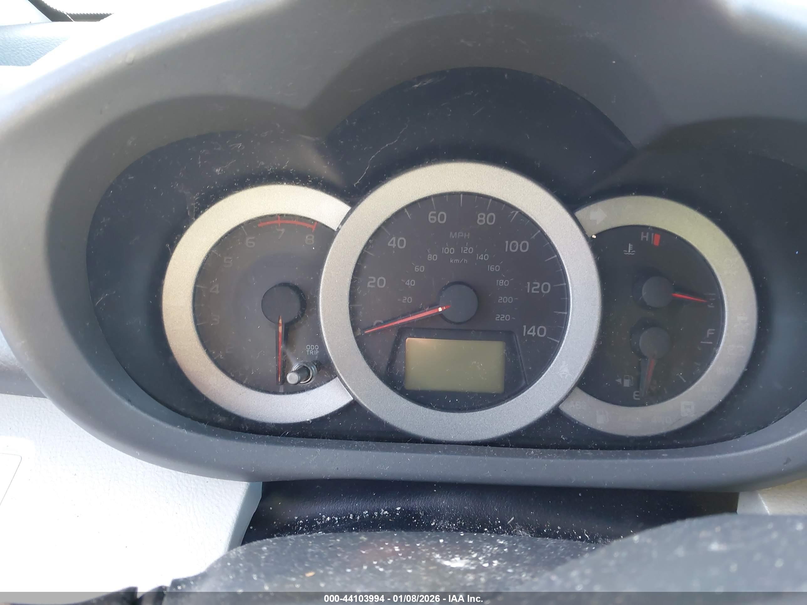 TOYOTA RAV4 image 7