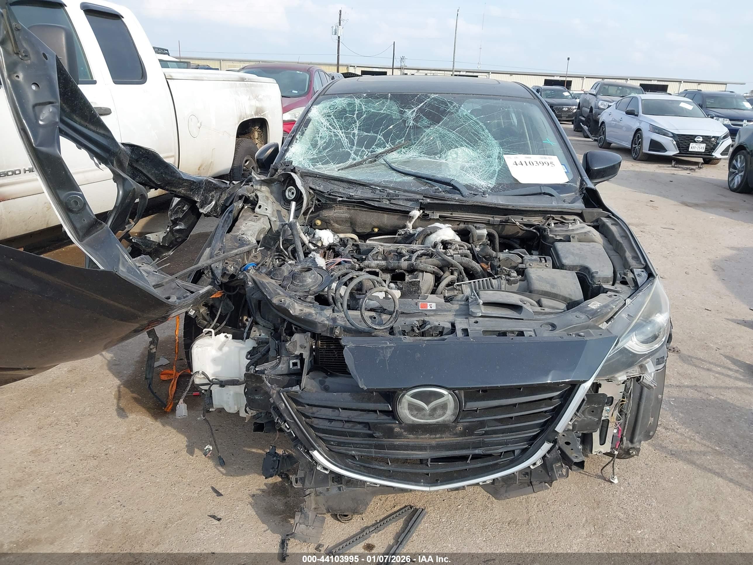 MAZDA MAZDA3 image 6