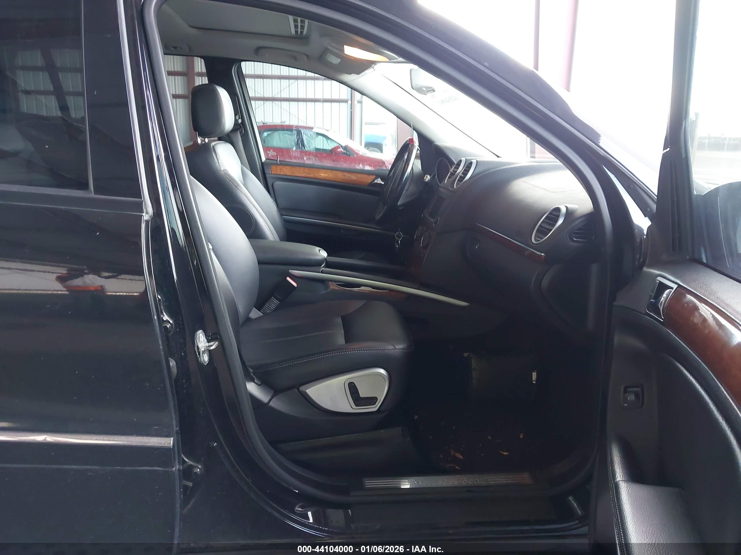 MERCEDES-BENZ GL image 5
