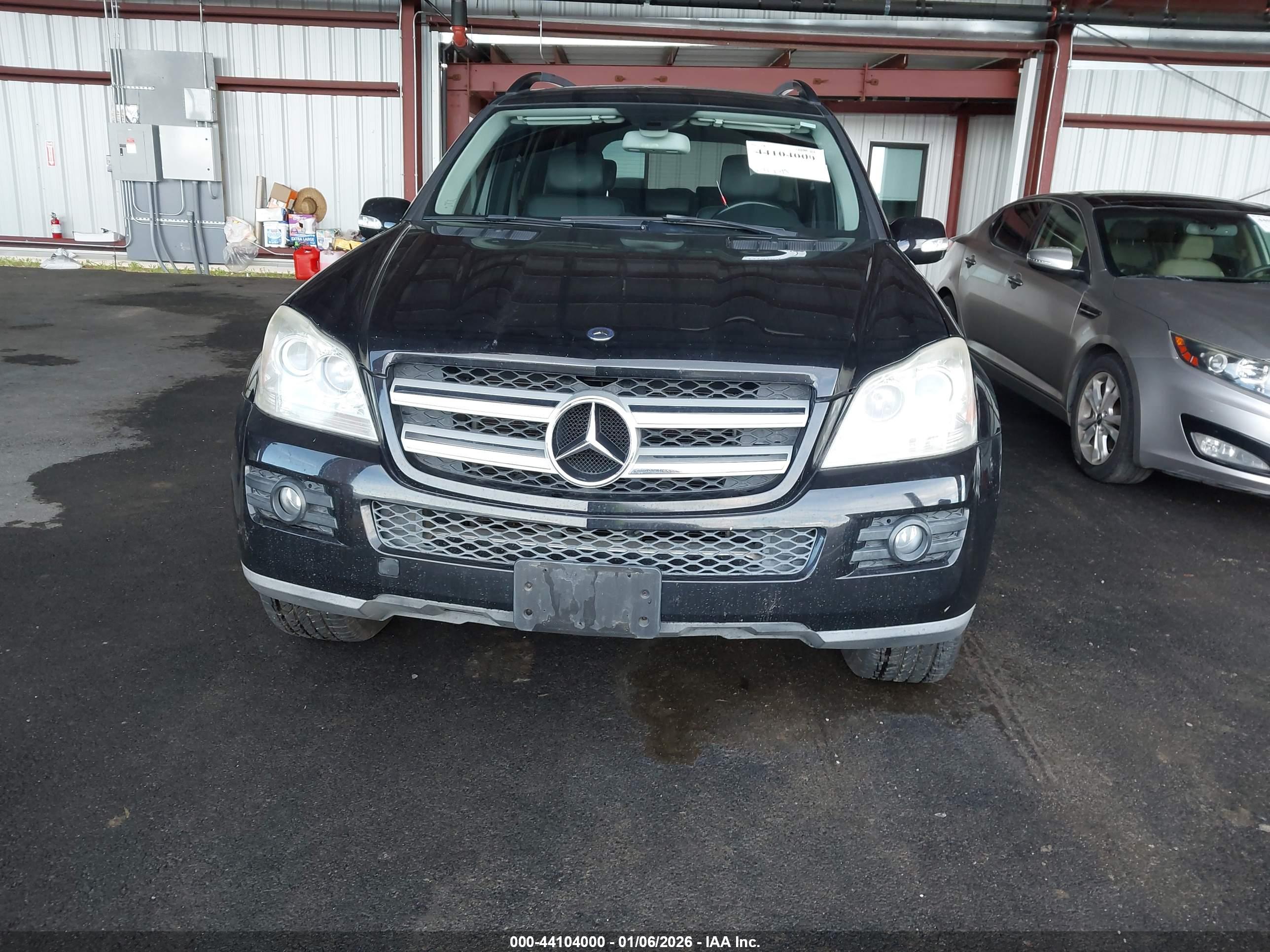 MERCEDES-BENZ GL image 6